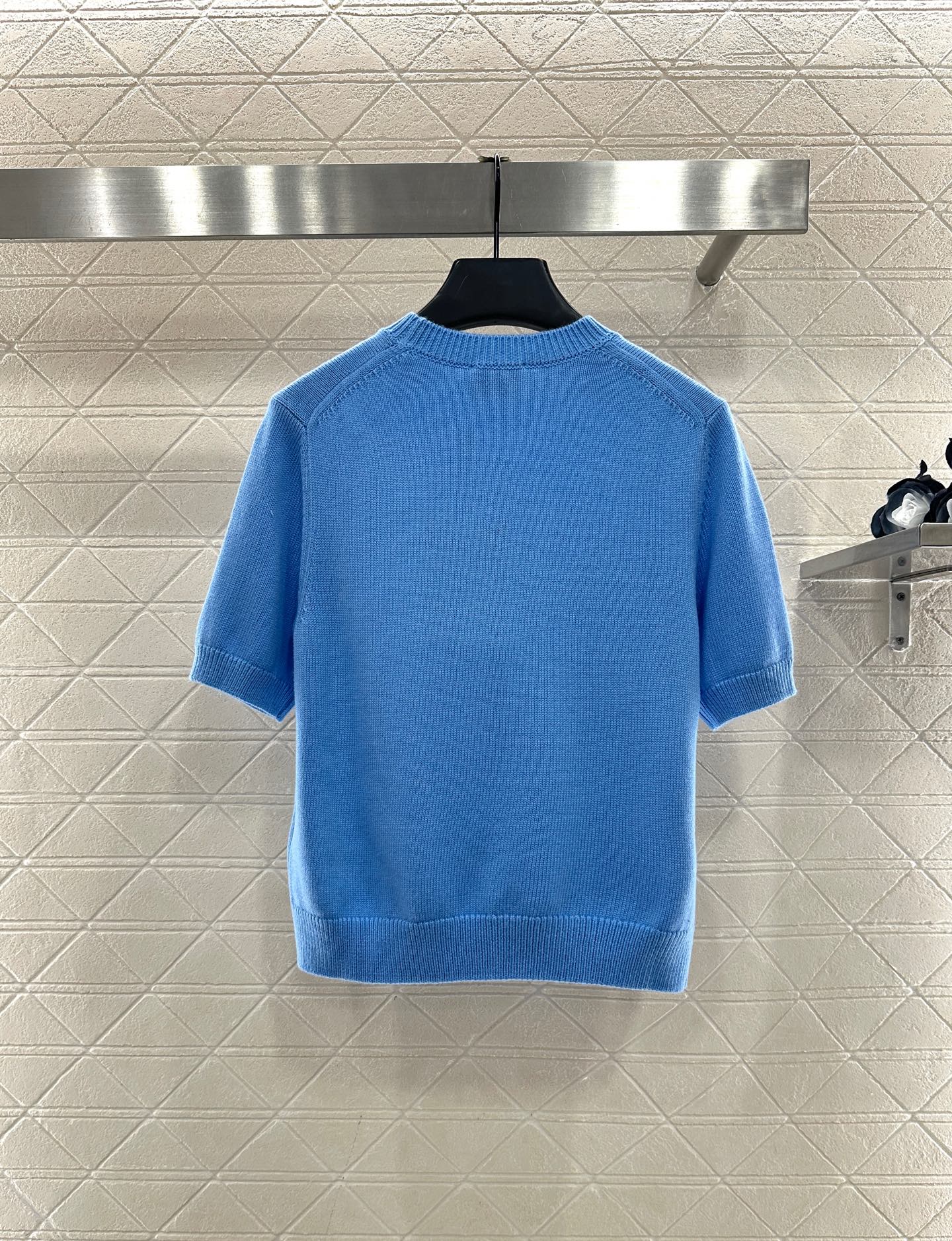 ♥BBR*♥2025新品上架 套头战马针织短袖定制YB羊毛纱线织造，质感高级，舒适柔软，圆领针织短袖剪裁