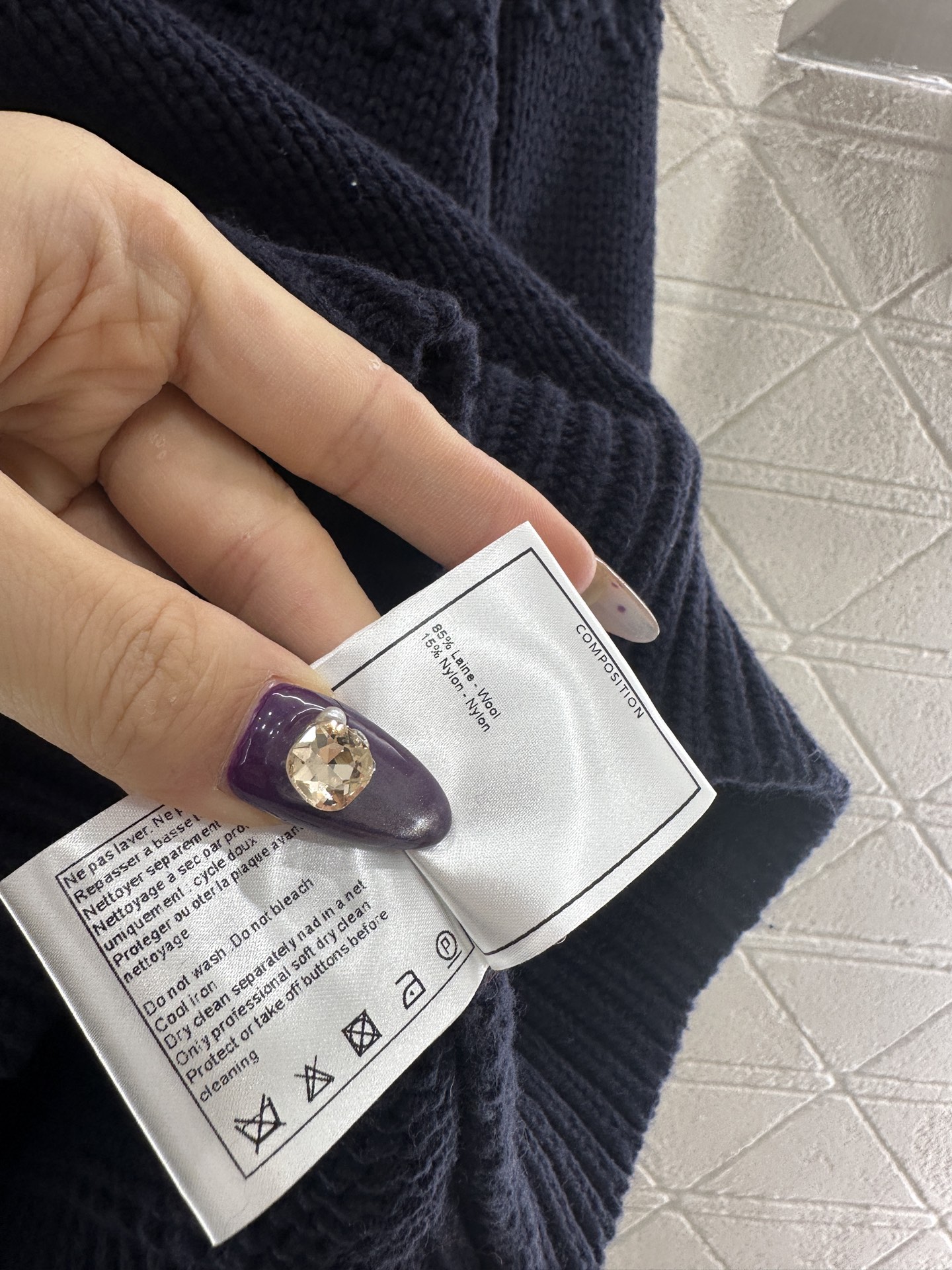 ♥Chane*♥2025新品上架 刺绣钩花针织套头毛衣定制YB羊毛纱线织造，细腻柔软，穿搭舒适保暖，圆领