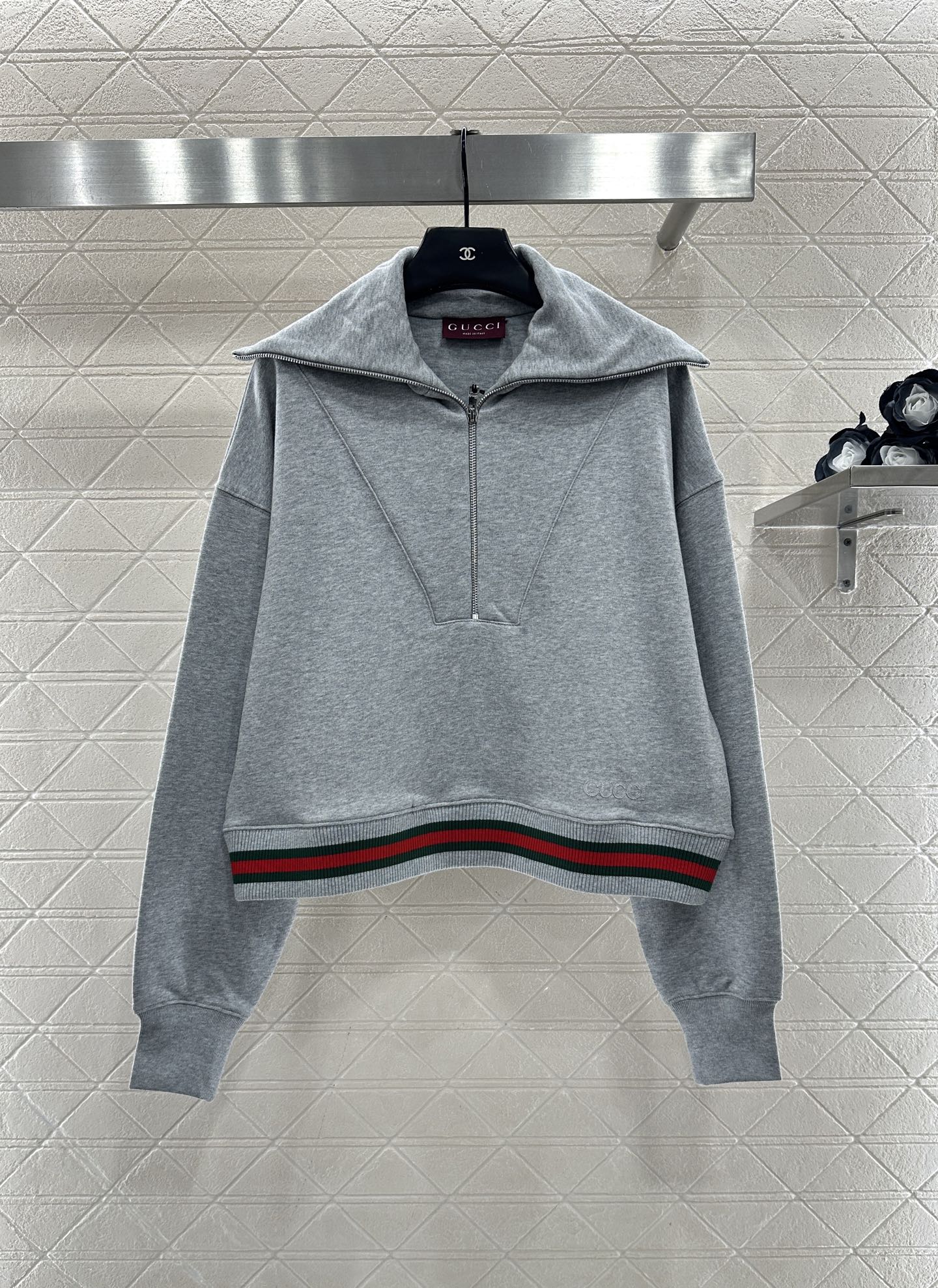 ♥Gucc*♥2025新品上架 大翻领卫衣长裤套装定制YB原生全棉材质，亲肤柔软，细腻光泽，穿法舒适保暖