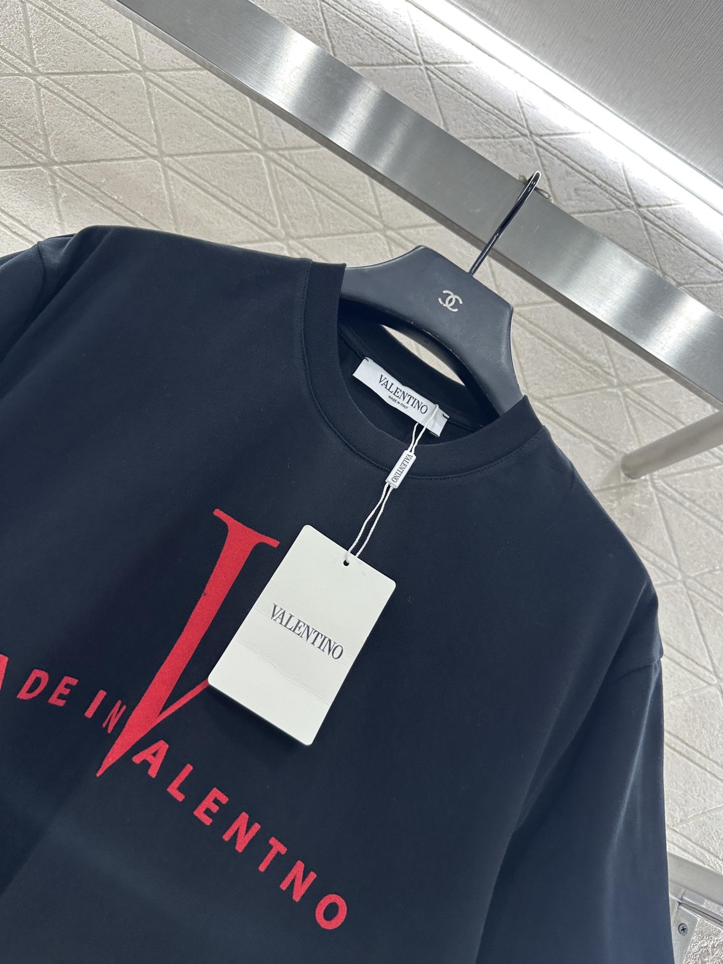 ♥Valentin*♥2025新品上架 植绒字母圆领𝑇𝑒𝑒定制YB全棉材质，质感细腻，透气舒适，宽松落肩