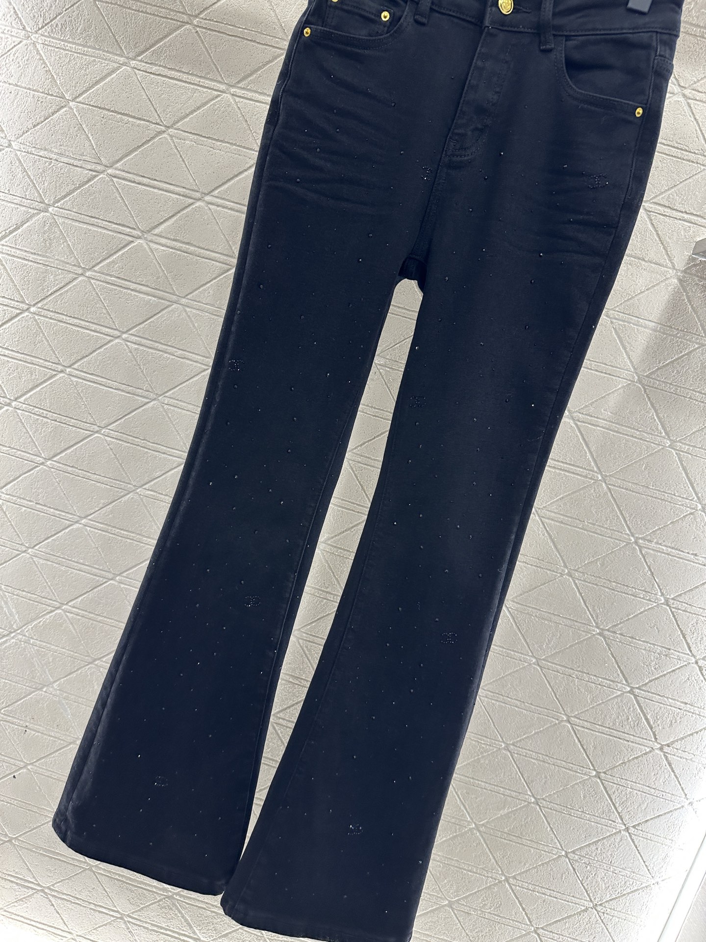 ♥Chane*♥2025新品上架 磨绒烫钻修身牛仔微喇长裤定制YB斜纹棉牛仔材质，舒适弹力，穿搭有型，弹