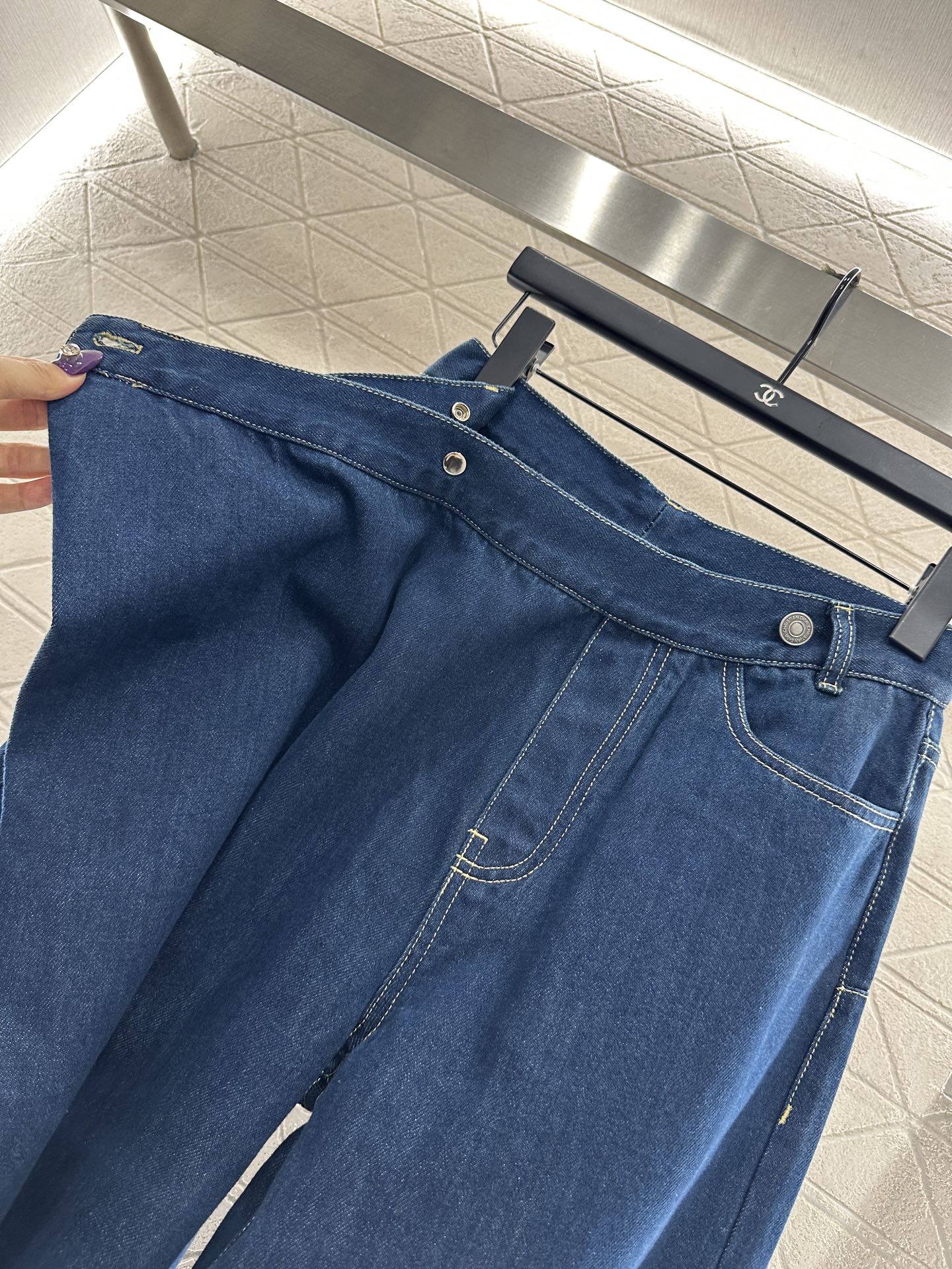 ♥Dio*♥2025新品上架 解构阔腿牛仔长裤定制YB斜纹棉牛仔材质，质感挺括，穿搭有型，阔腿长裤版型，