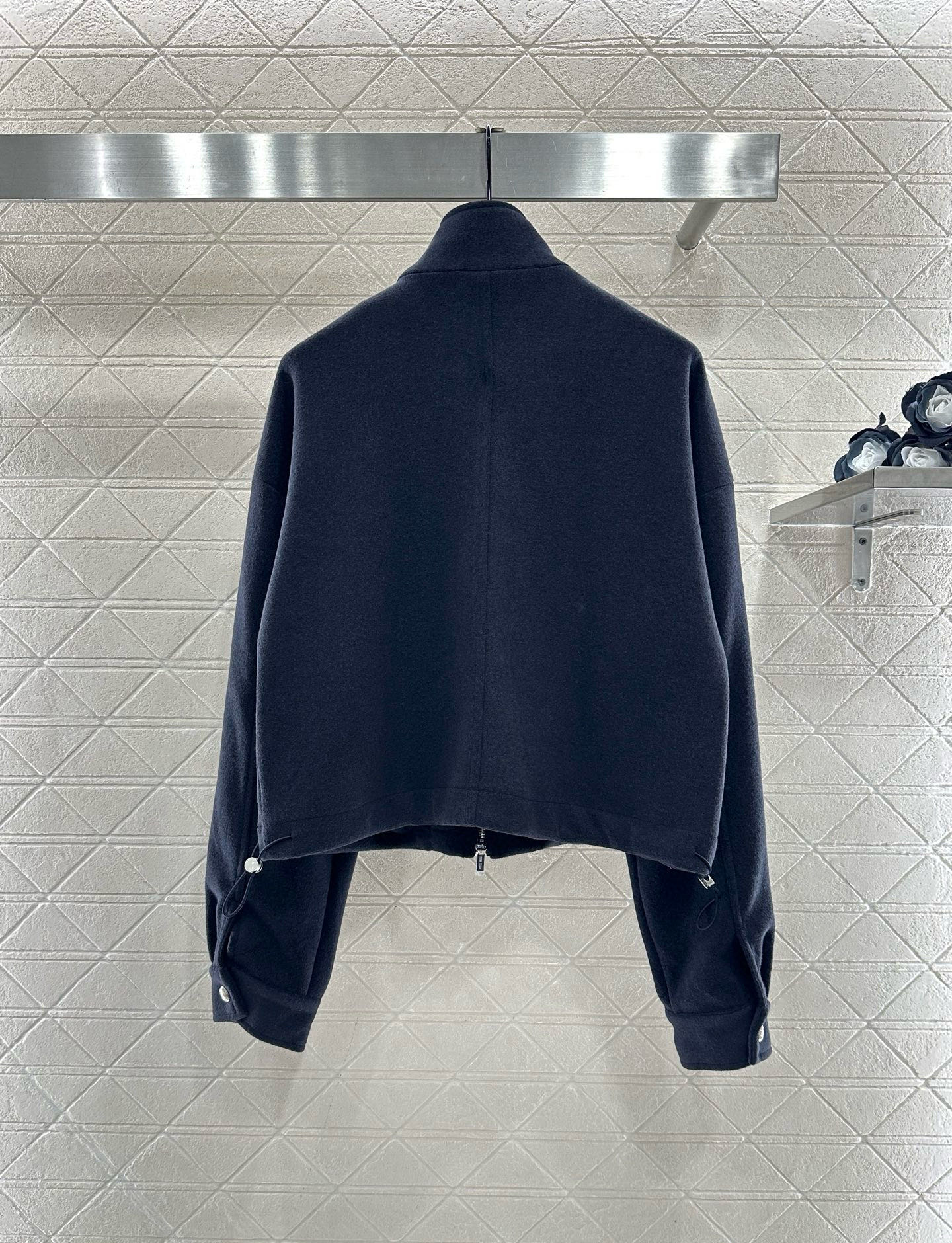 ♥Miumi*♥2025新品上架 拉链外套长裤套装定制YB进口材质，工艺处理，呈现毛呢质感，秋冬保暖舒适