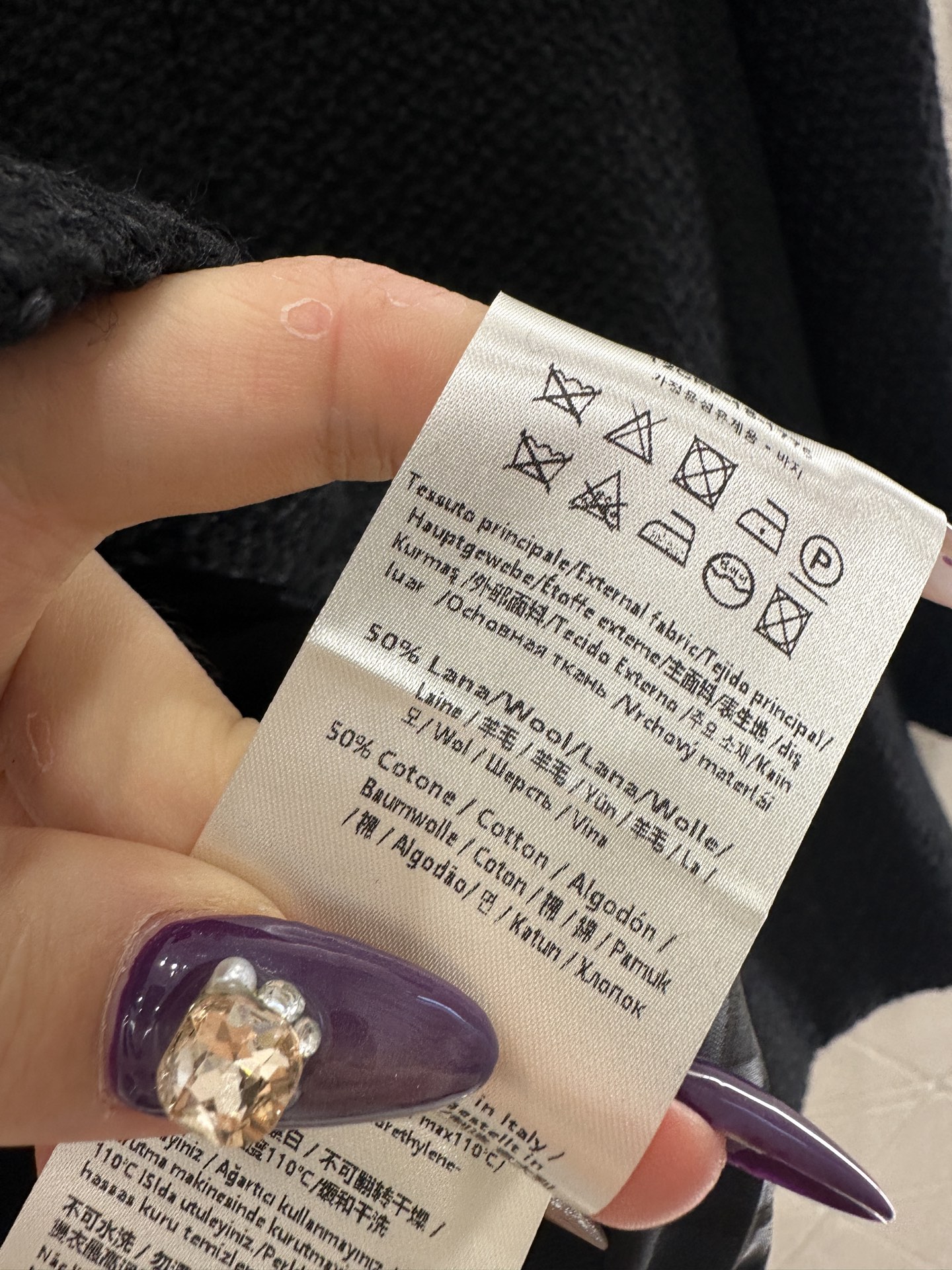 ♥Fend*♥2025新品上架 翻领拼皮口袋西装外套定制YB进口羊毛呢材质，肌理明显，高级舒适，翻领西装