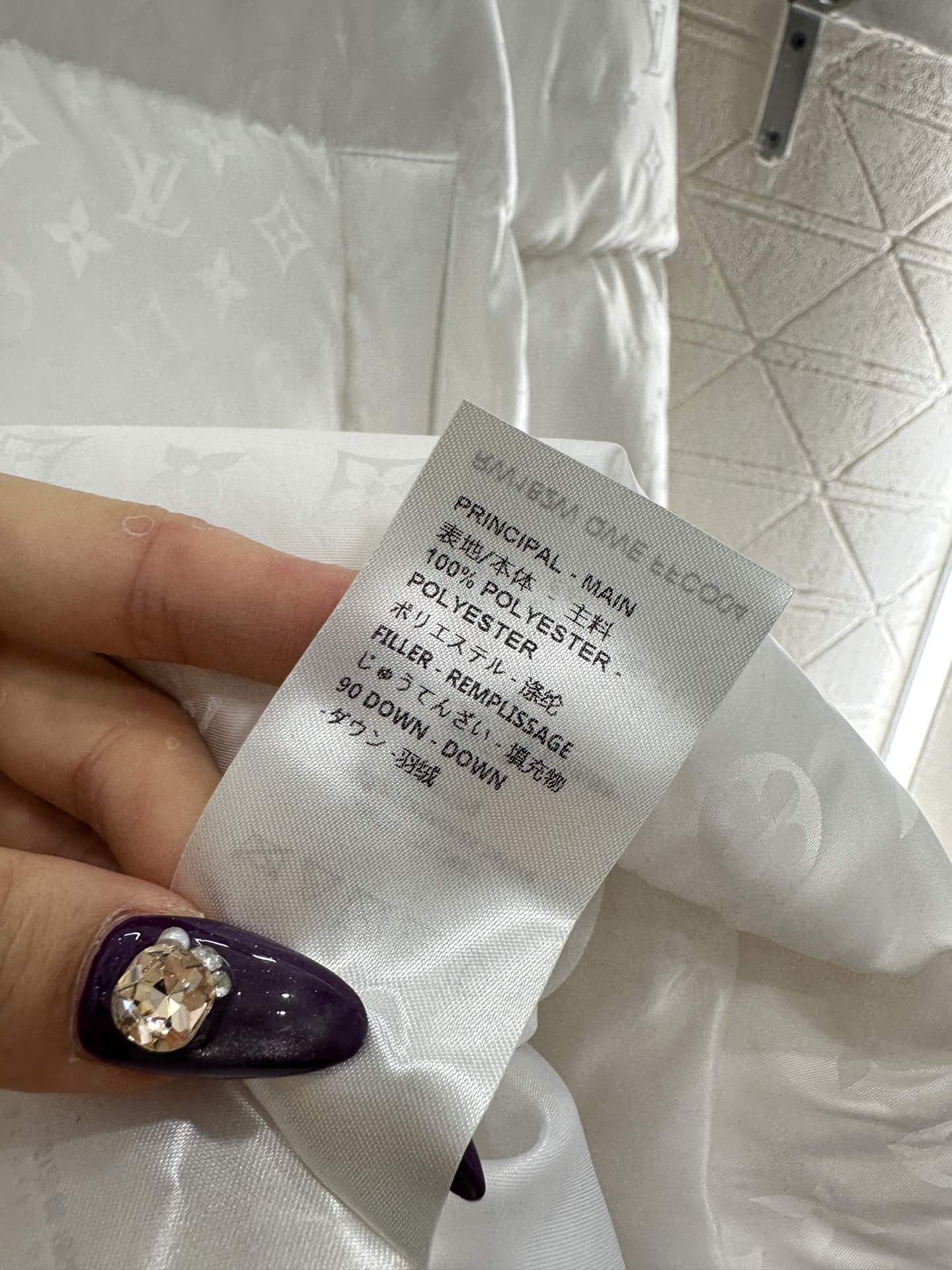 ♥Louis vuitto*♥2025新品上架 连帽提花长款羽绒外套定制YB提花尼龙材质，羽绒填充内里，