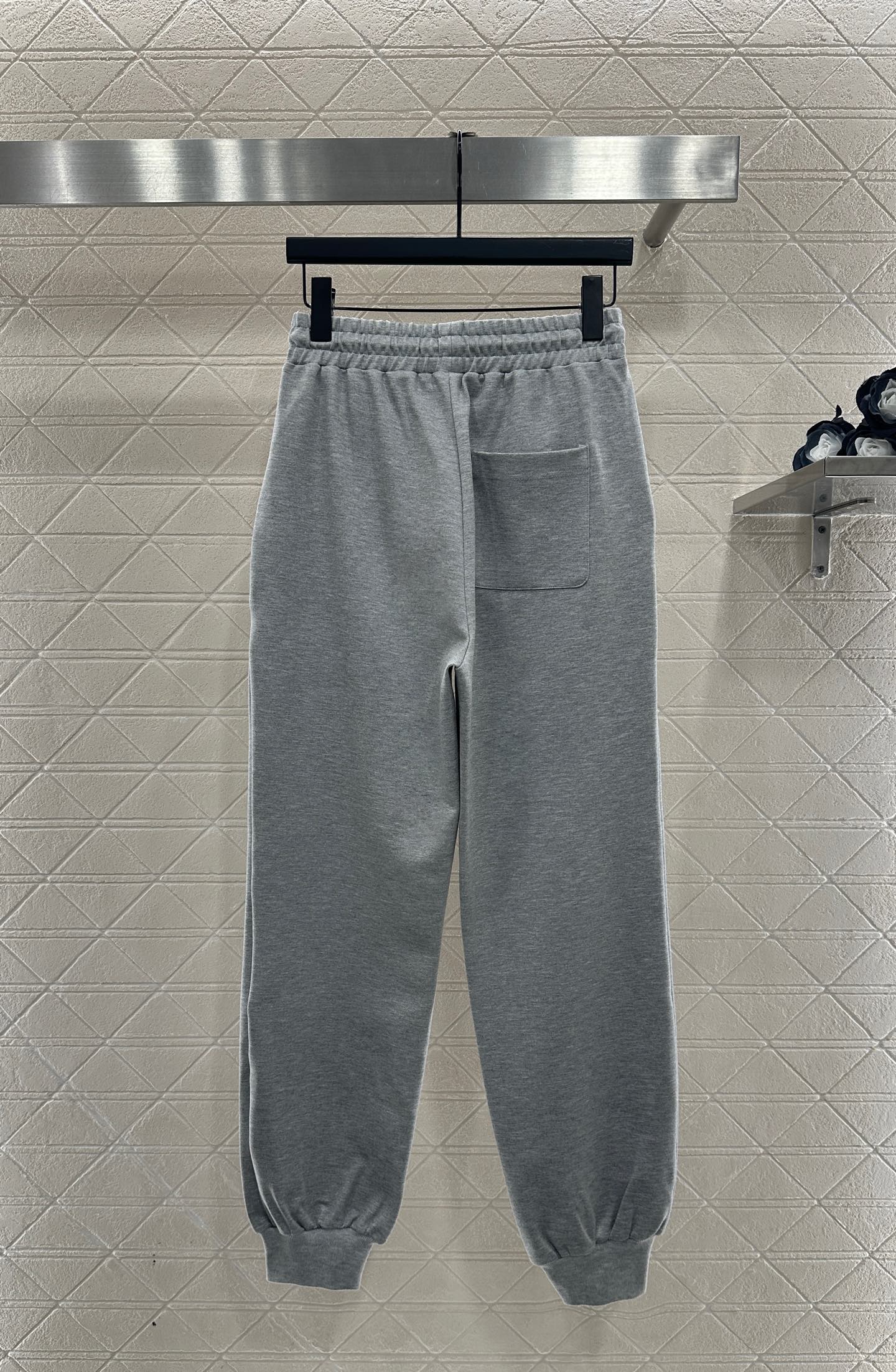 ♥Prad*♥2025新品上架 两面穿连帽外套长裤套装定制YB进口材质，质感光泽，垂感十足，连帽抽绳拉链