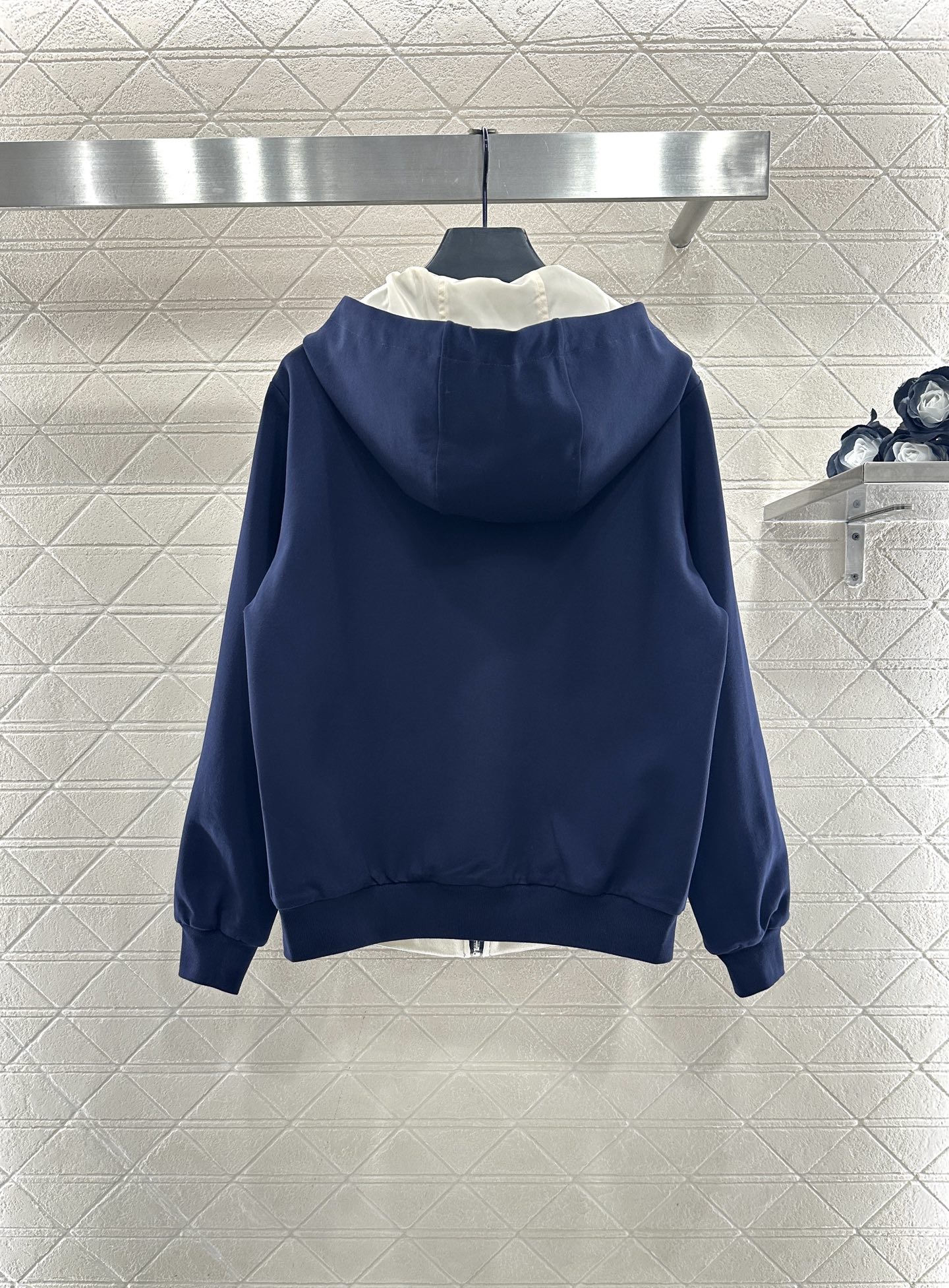 ♥Prad*♥2025新品上架 两面穿连帽外套长裤套装定制YB进口材质，质感光泽，垂感十足，连帽抽绳拉链