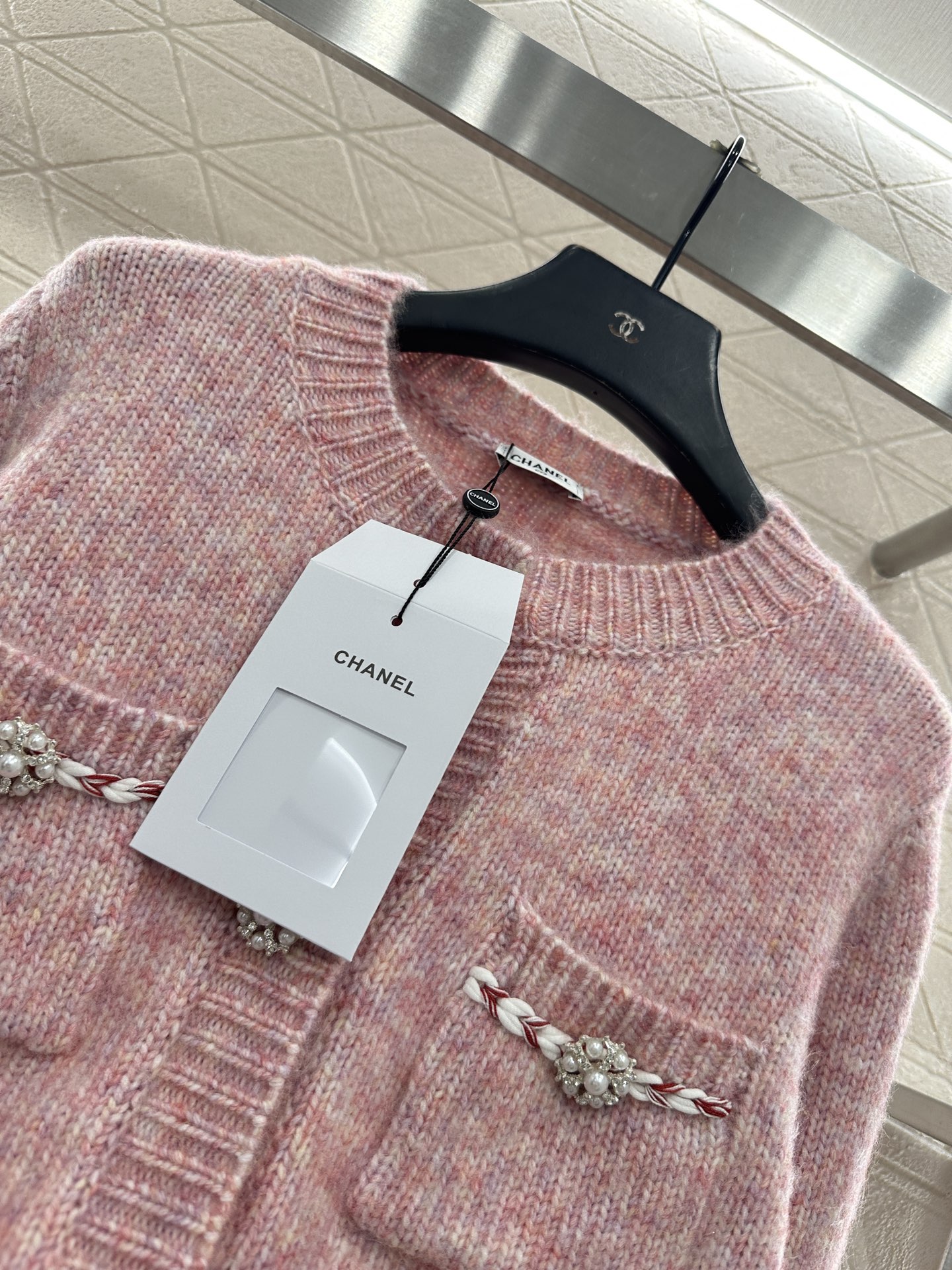 ♥Chane*♥2025新品上架 圆领针织开衫定制YB羊毛针织材质，质感高级，舒适柔软，圆领开衫剪裁，领