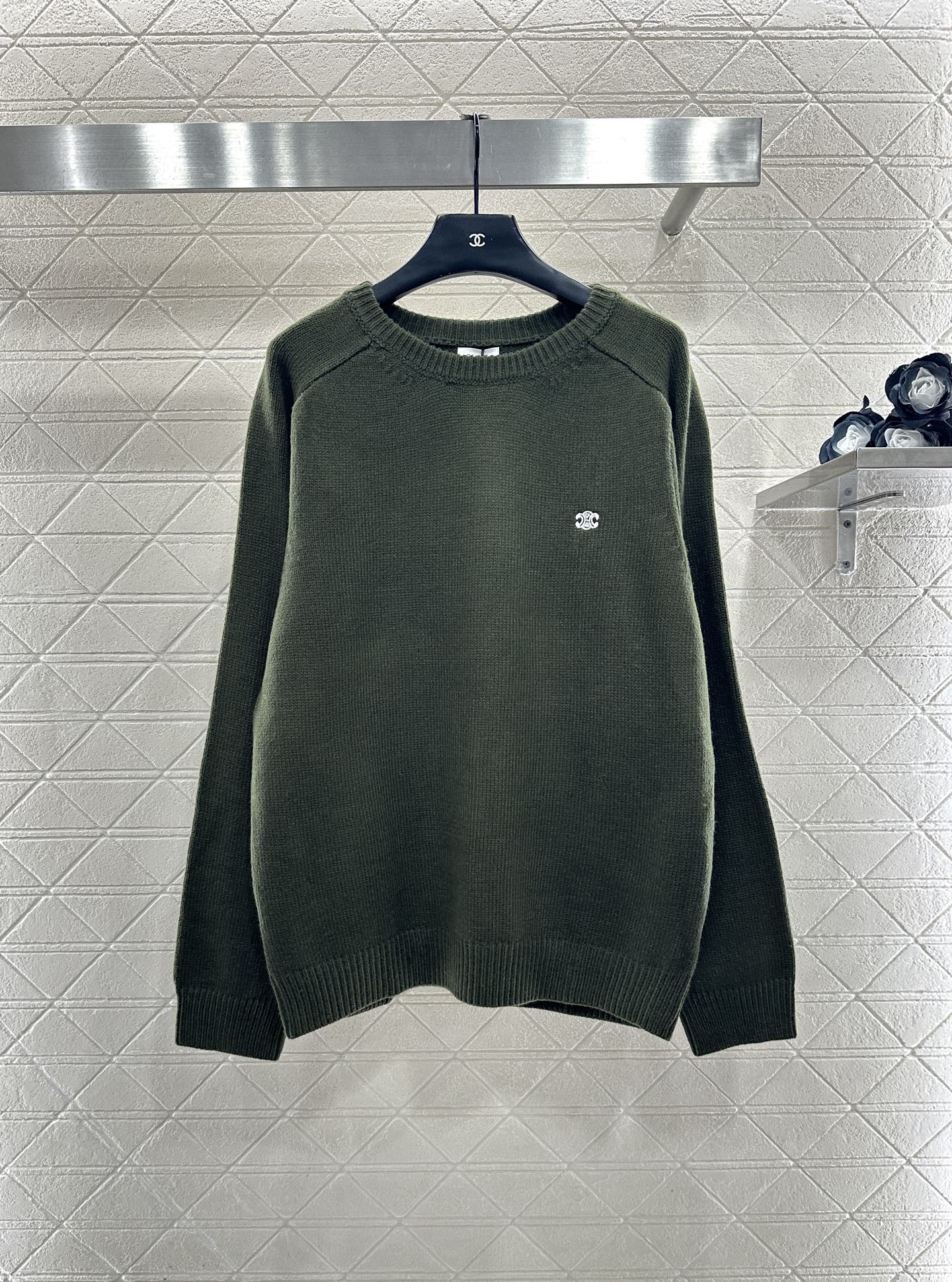 ♥Celin*♥2025新品上架 刺绣凯旋门针织套头毛衣定制YB羊毛纱线织造，肌理明显，穿搭舒适保暖，针