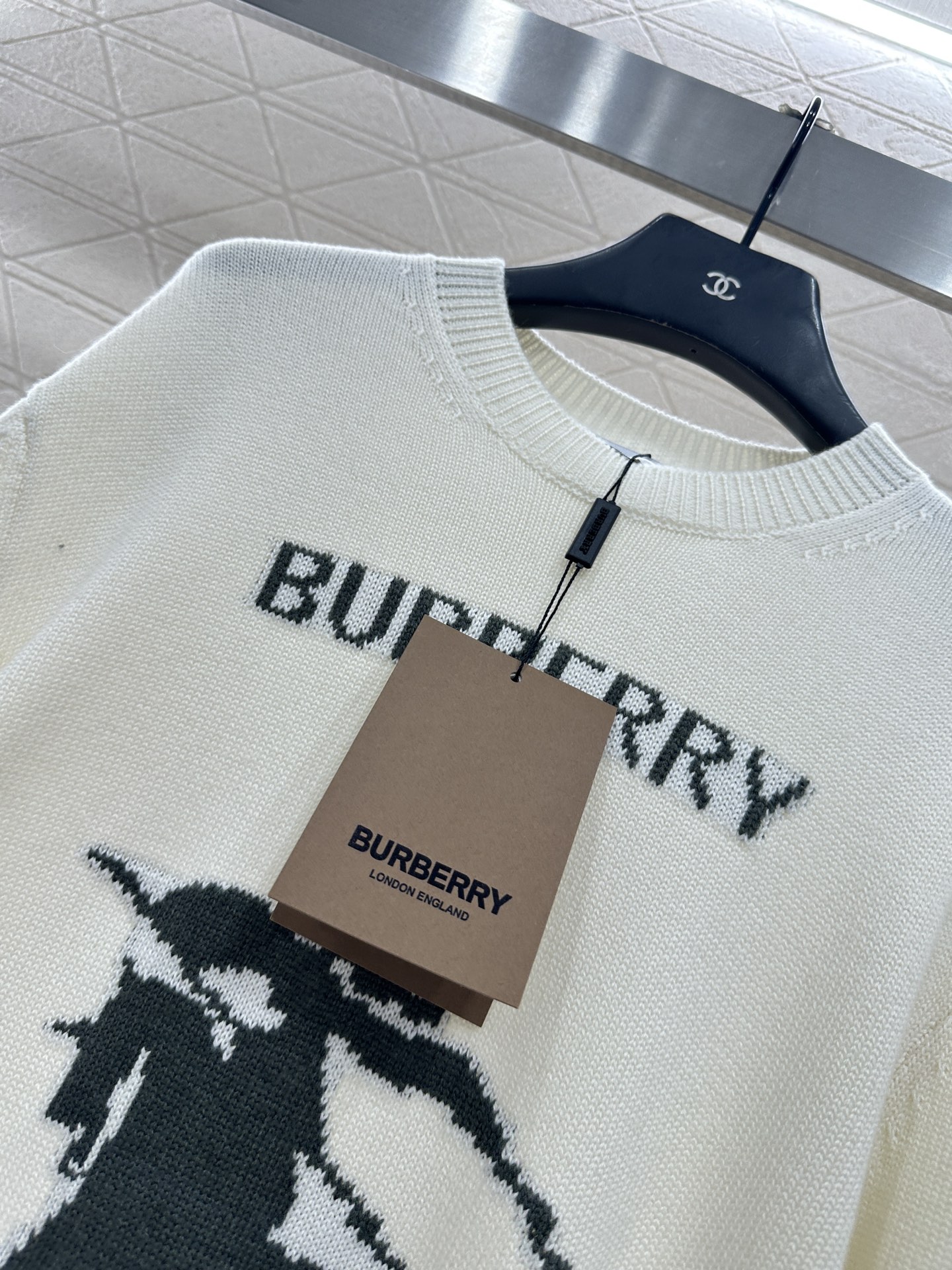 ♥BBR*♥2025新品上架 套头战马针织长袖定制YB羊毛纱线织造，质感高级，舒适柔软，圆领套头毛衣剪裁