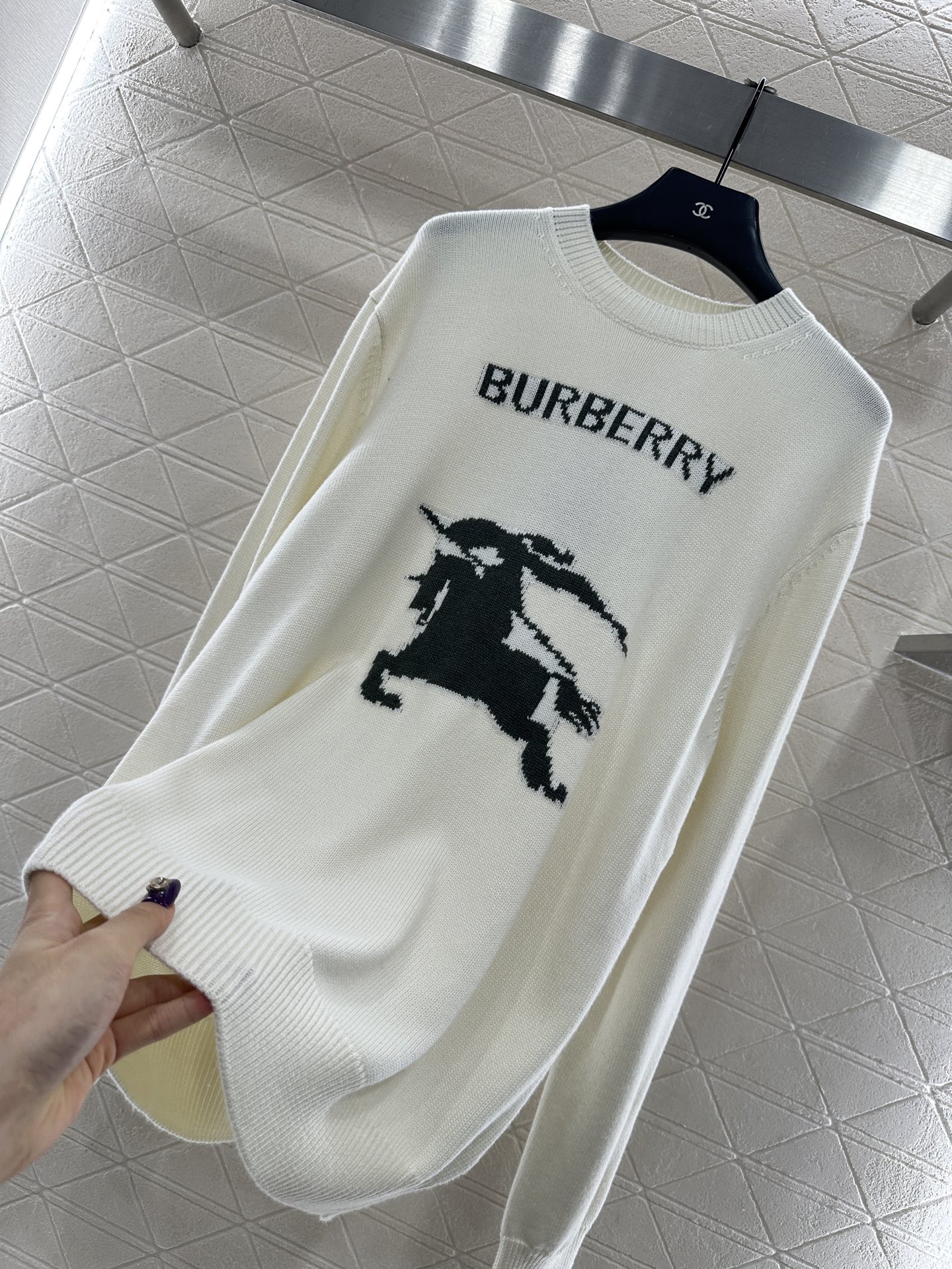 ♥BBR*♥2025新品上架 套头战马针织长袖定制YB羊毛纱线织造，质感高级，舒适柔软，圆领套头毛衣剪裁