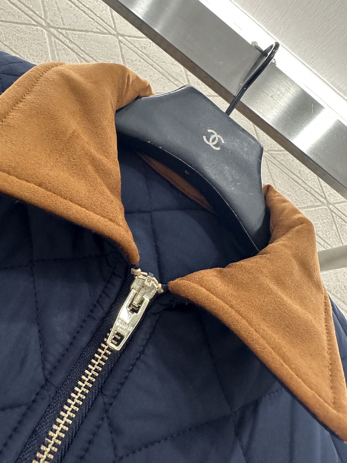 ♥Celin*♥2025新品上架 灯芯绒领棉服外套定制YB防风防水尼龙材质，衔棉填充内里，整件轻盈保暖，