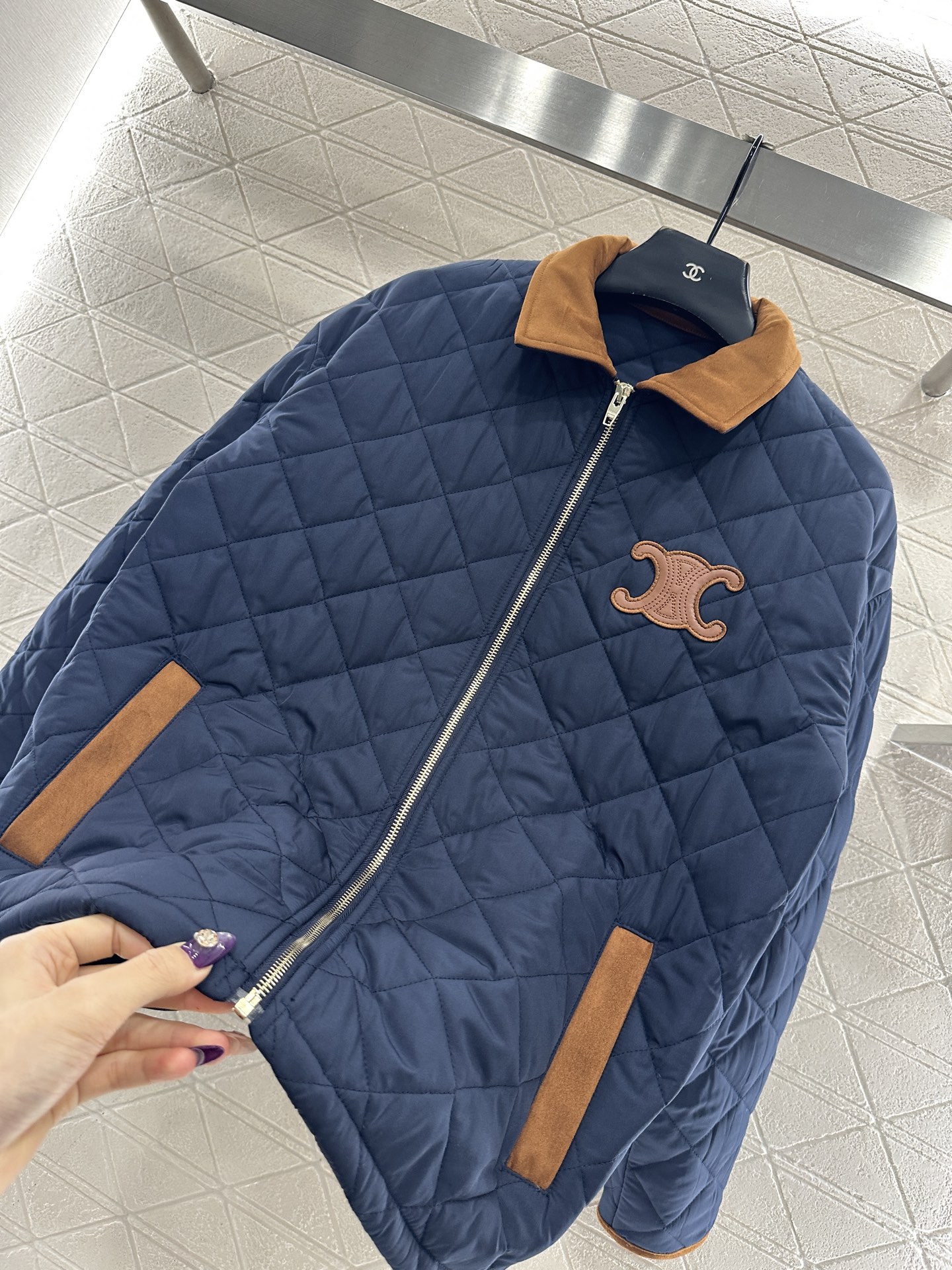 ♥Celin*♥2025新品上架 灯芯绒领棉服外套定制YB防风防水尼龙材质，衔棉填充内里，整件轻盈保暖，