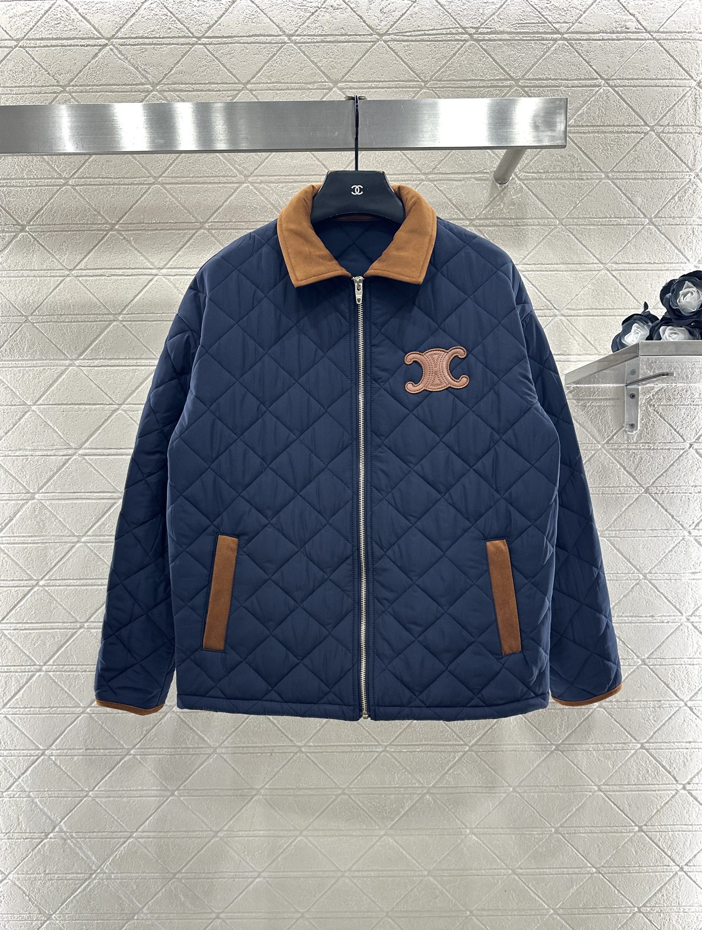 ♥Celin*♥2025新品上架 灯芯绒领棉服外套定制YB防风防水尼龙材质，衔棉填充内里，整件轻盈保暖，