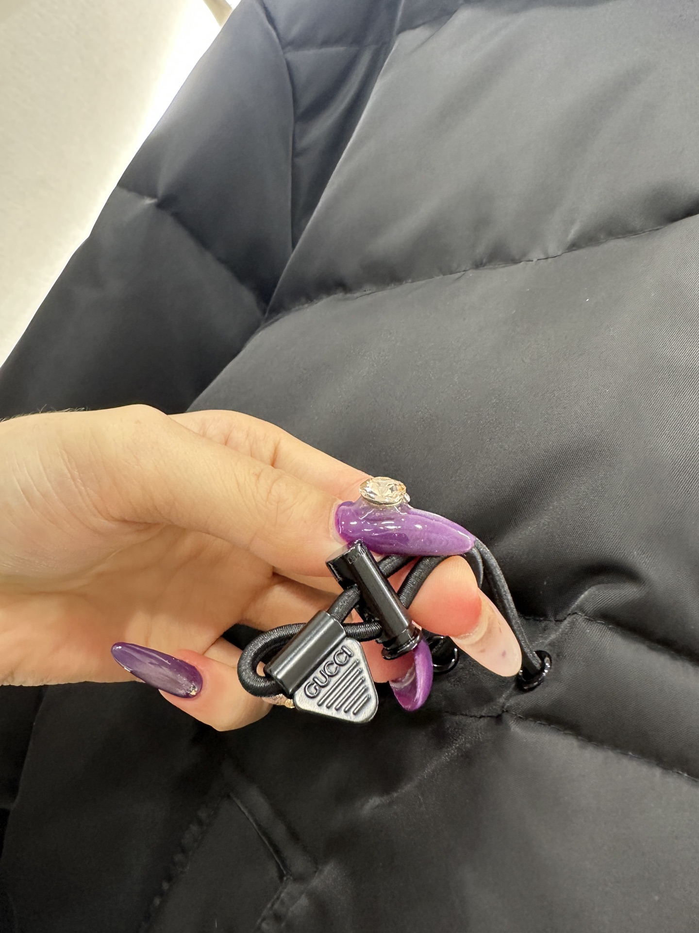 ♥Gucc*♥2025新品上架 针织翻领拉链收腰羽绒服定制YB防风防水尼龙材质，羽绒填充内里，整件轻盈保