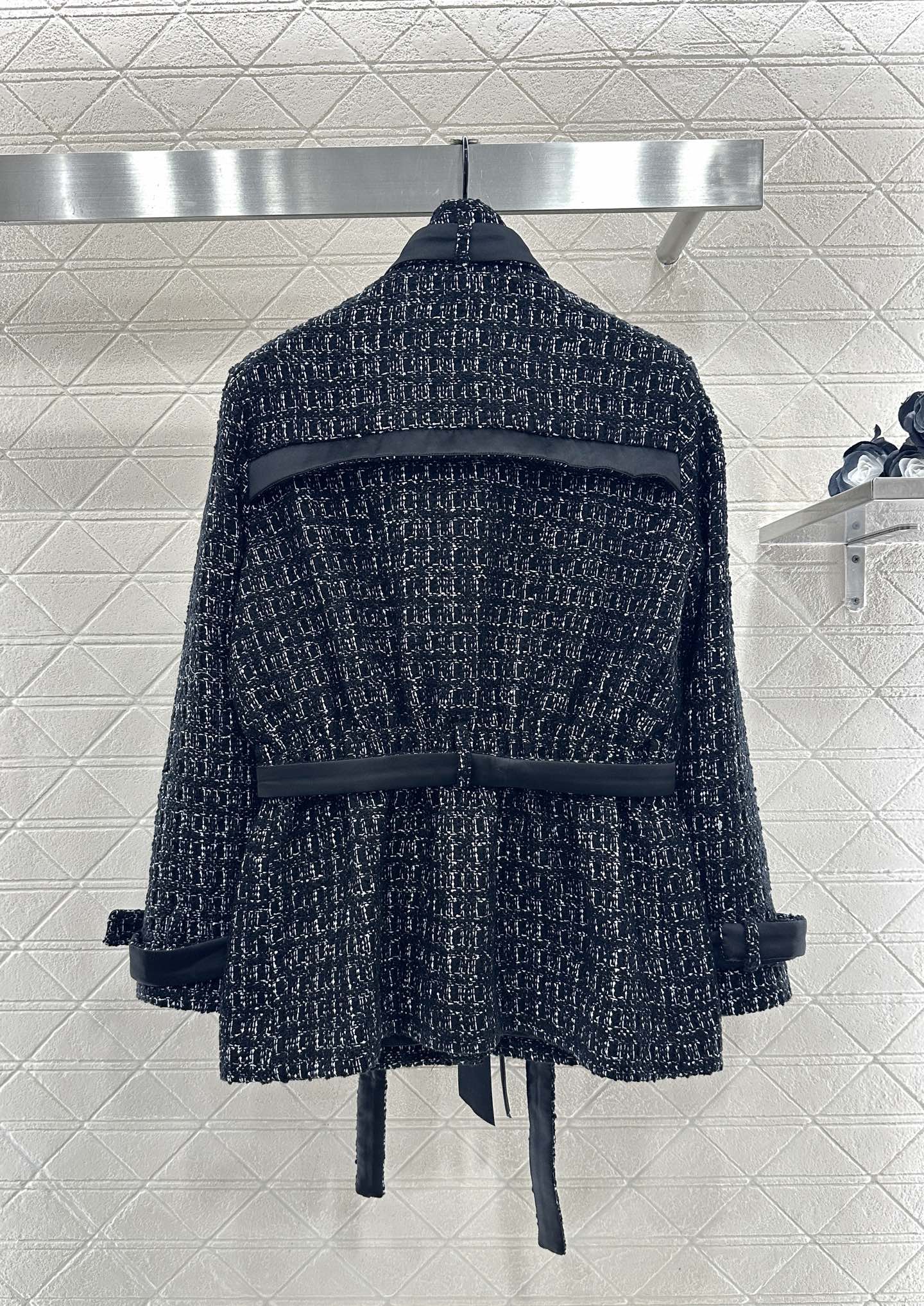 ♥Chane*♥2025新品上架 洋装捆边蝴蝶结丝带外套定制YB进口粗纺羊毛呢材质，质感高级，品相十足，