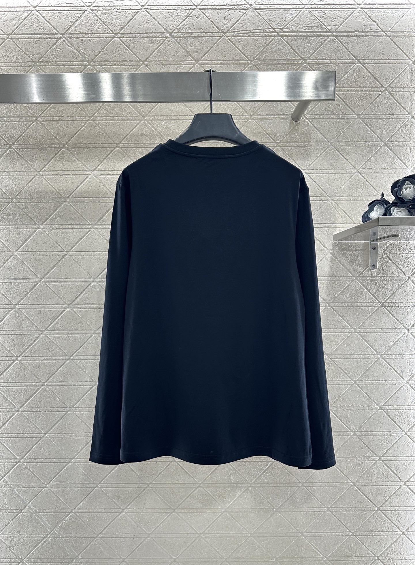 ♥Alexander wan*♥2025新品上架 烫钻钉珠圆领长袖定制YB进口棉府绸材质，透气舒适，质感