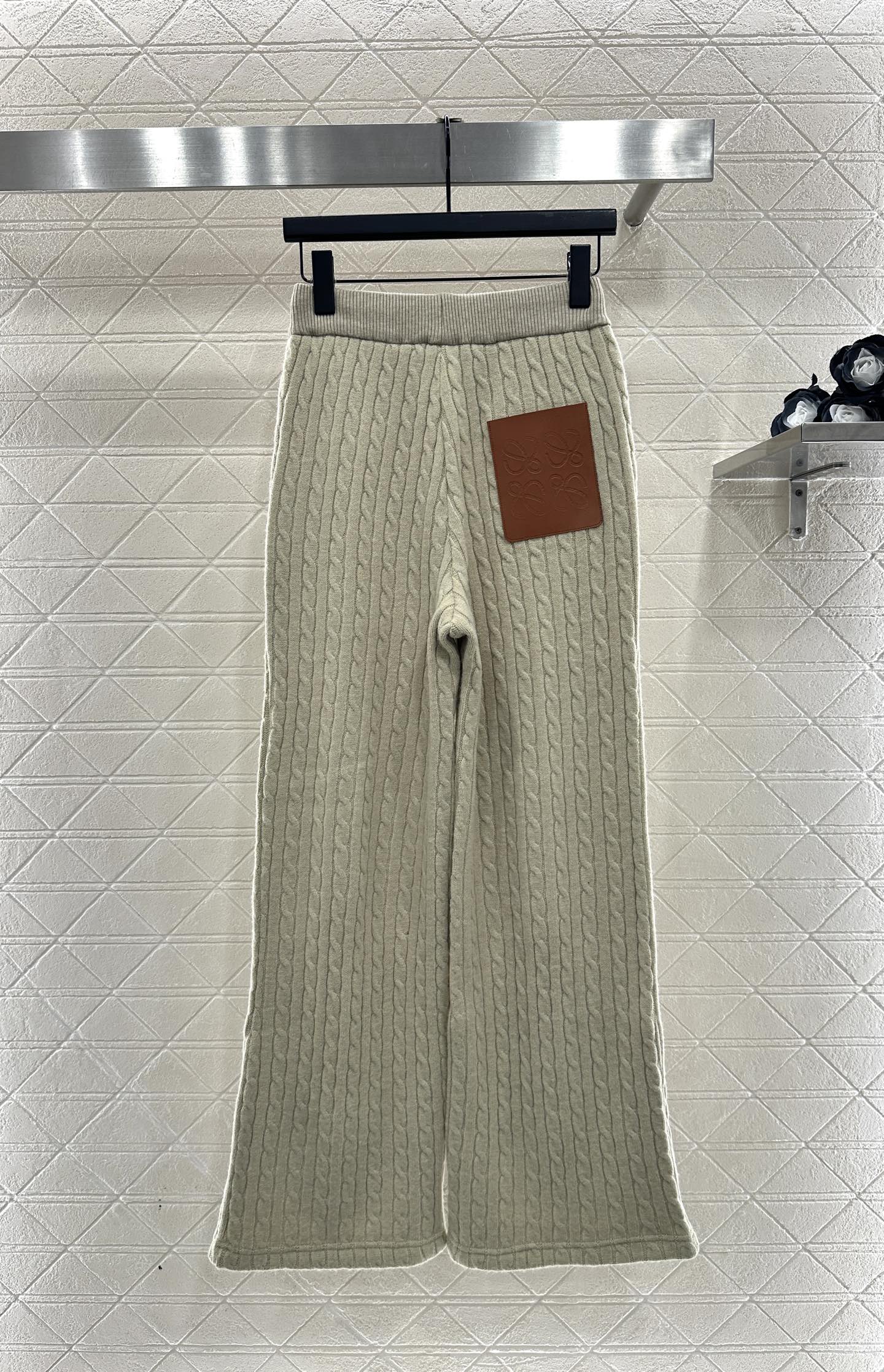 ♥Loew*♥2025新品上架 圆领麻花针织上衣长裤套装定制YB进口材质，细腻柔软，弹力十足，精致圆领开