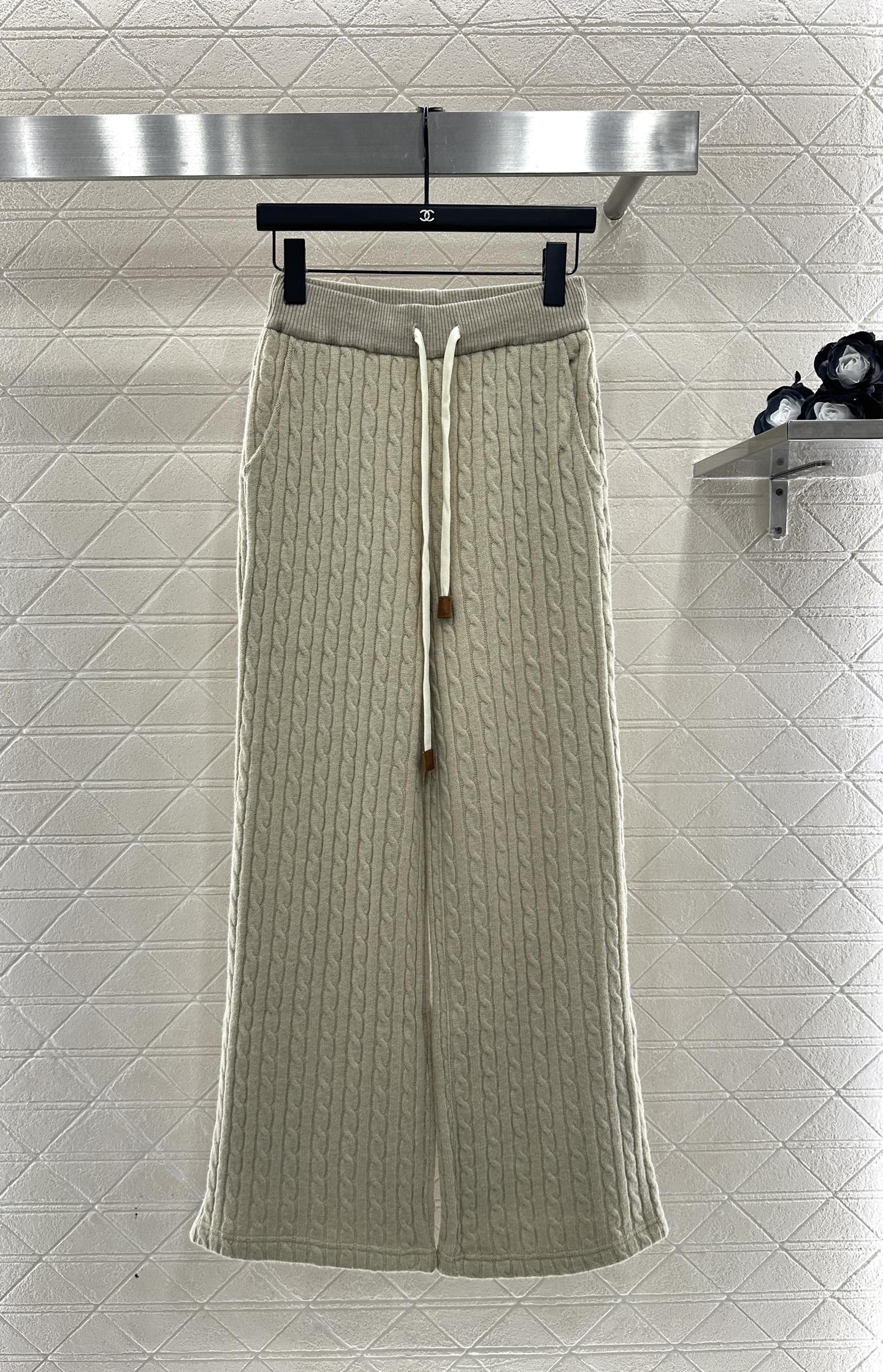 ♥Loew*♥2025新品上架 圆领麻花针织上衣长裤套装定制YB进口材质，细腻柔软，弹力十足，精致圆领开