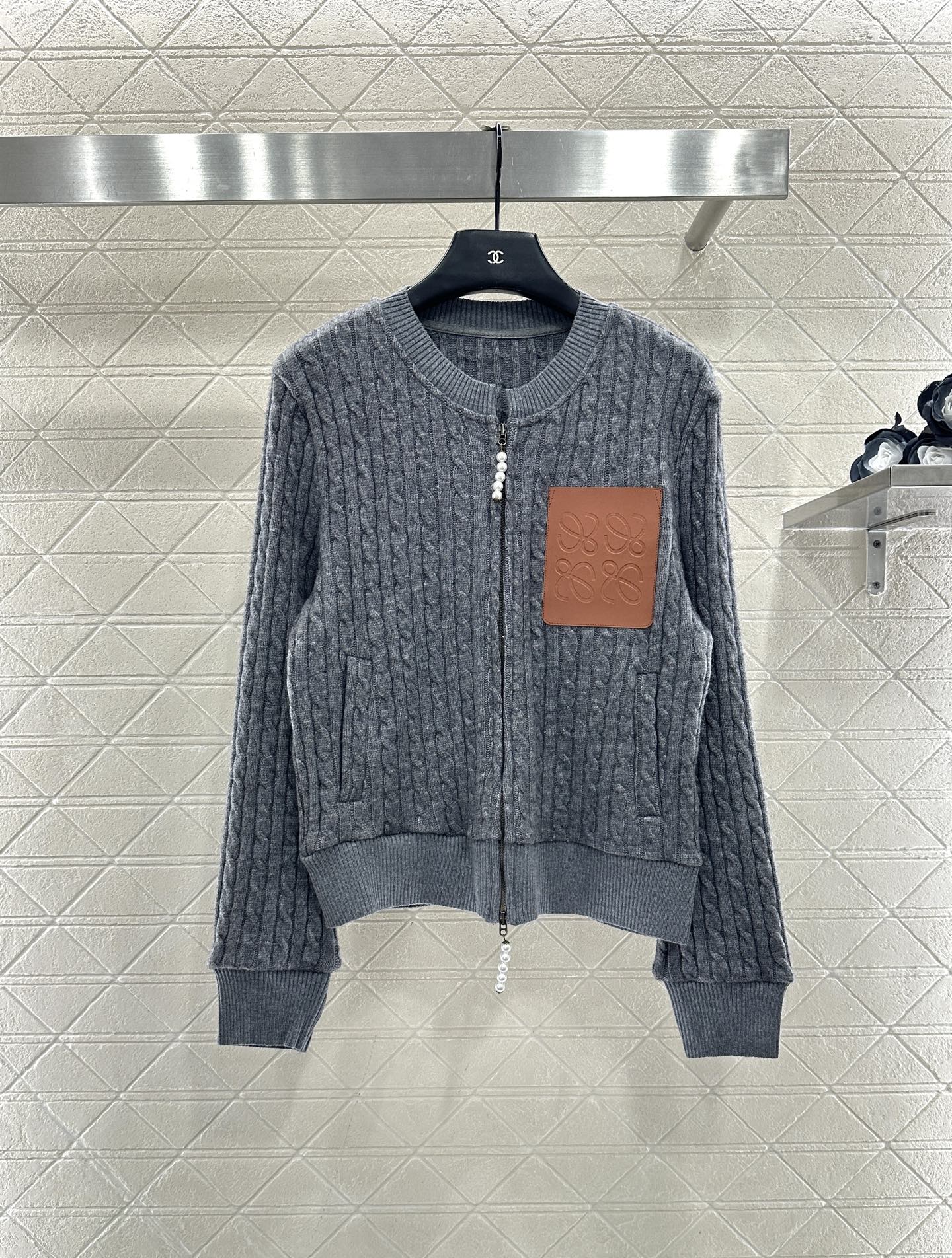 ♥Loew*♥2025新品上架 圆领麻花针织上衣长裤套装定制YB进口材质，细腻柔软，弹力十足，精致圆领开