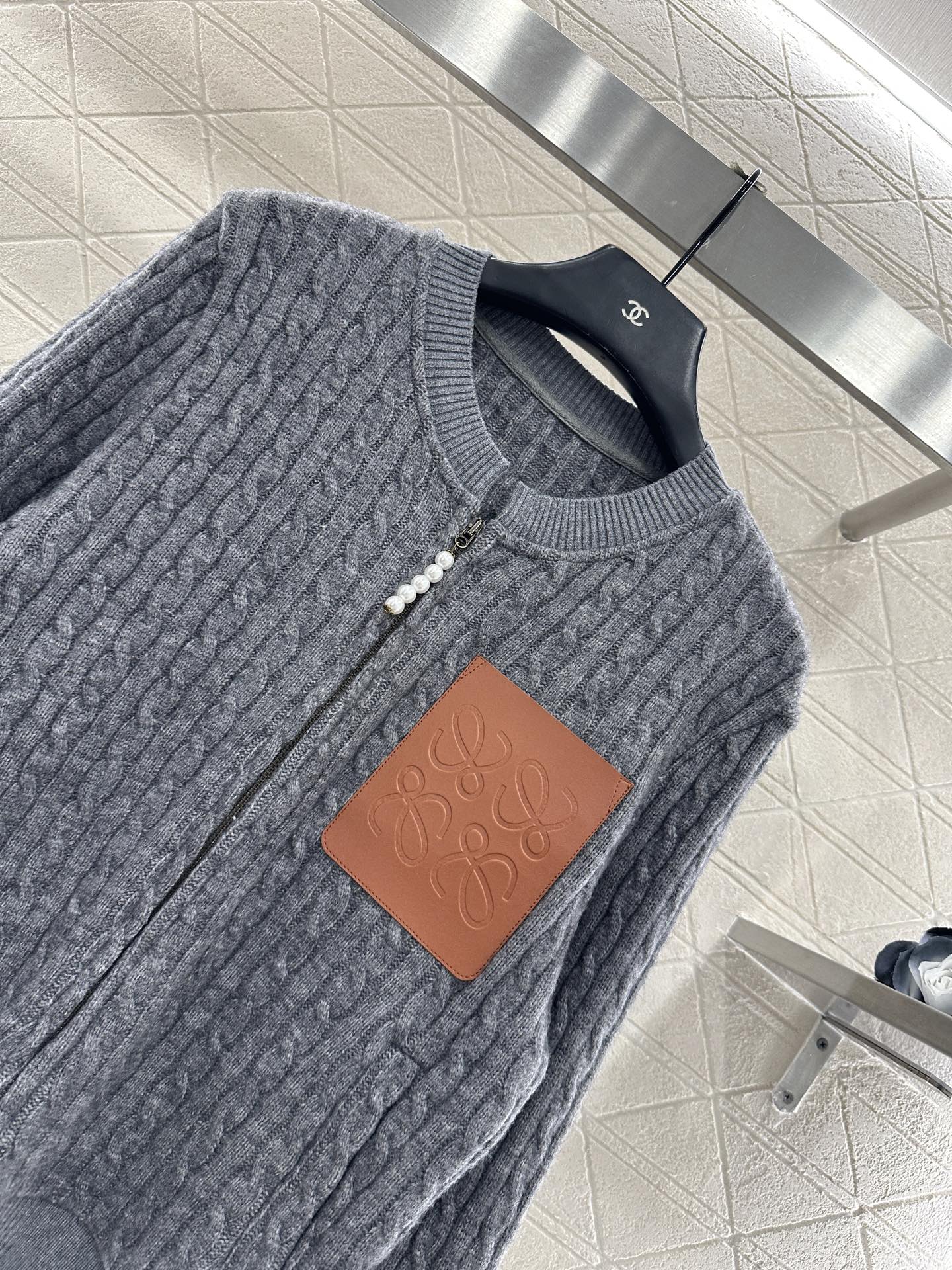 ♥Loew*♥2025新品上架 圆领麻花针织上衣长裤套装定制YB进口材质，细腻柔软，弹力十足，精致圆领开