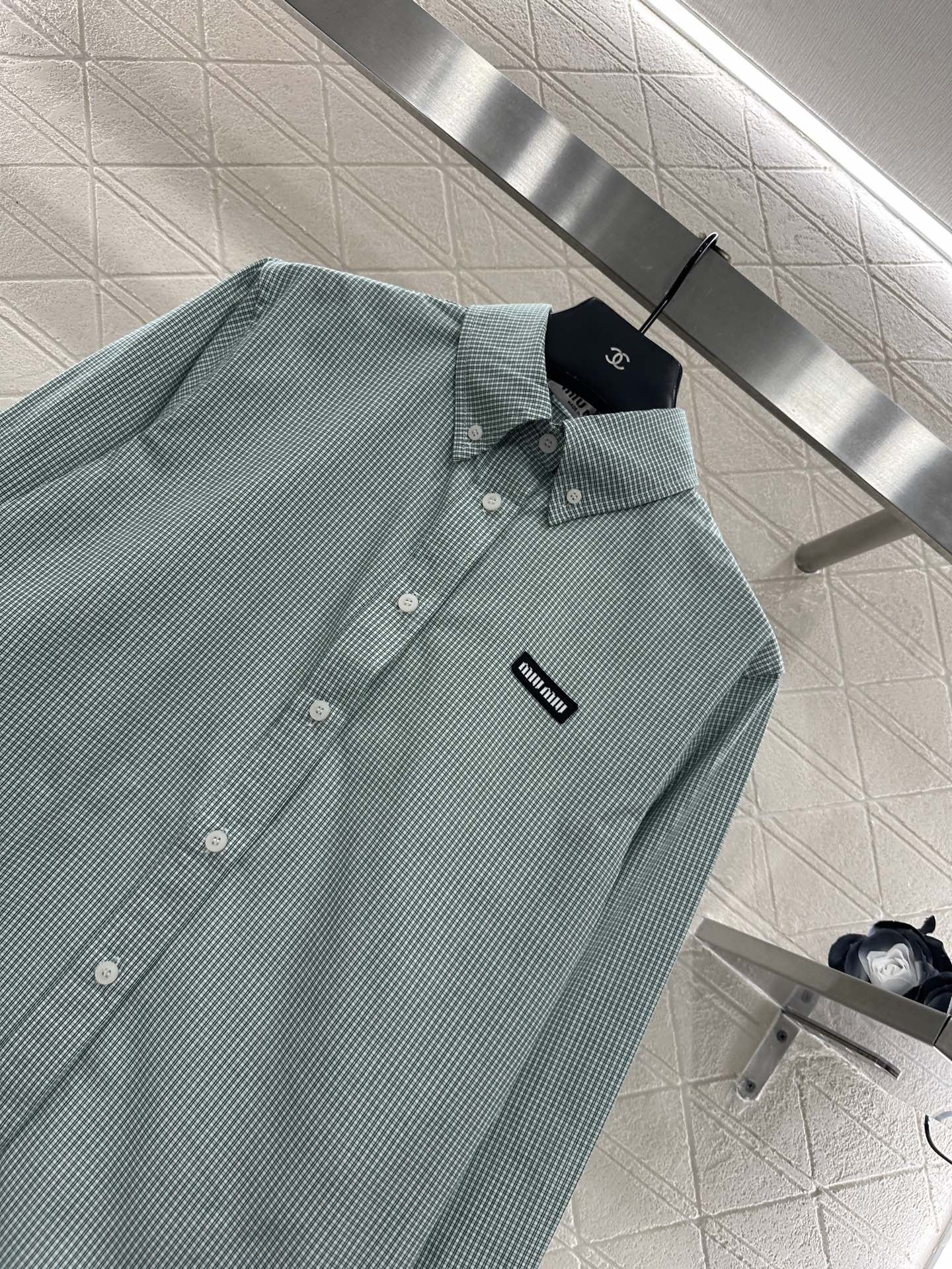 ♥Miumi*♥2025新品上架 常规格纹衬衣定制YB进口棉府绸材质，柔软亲肤，舒适不易皱，常规廓形衬衣