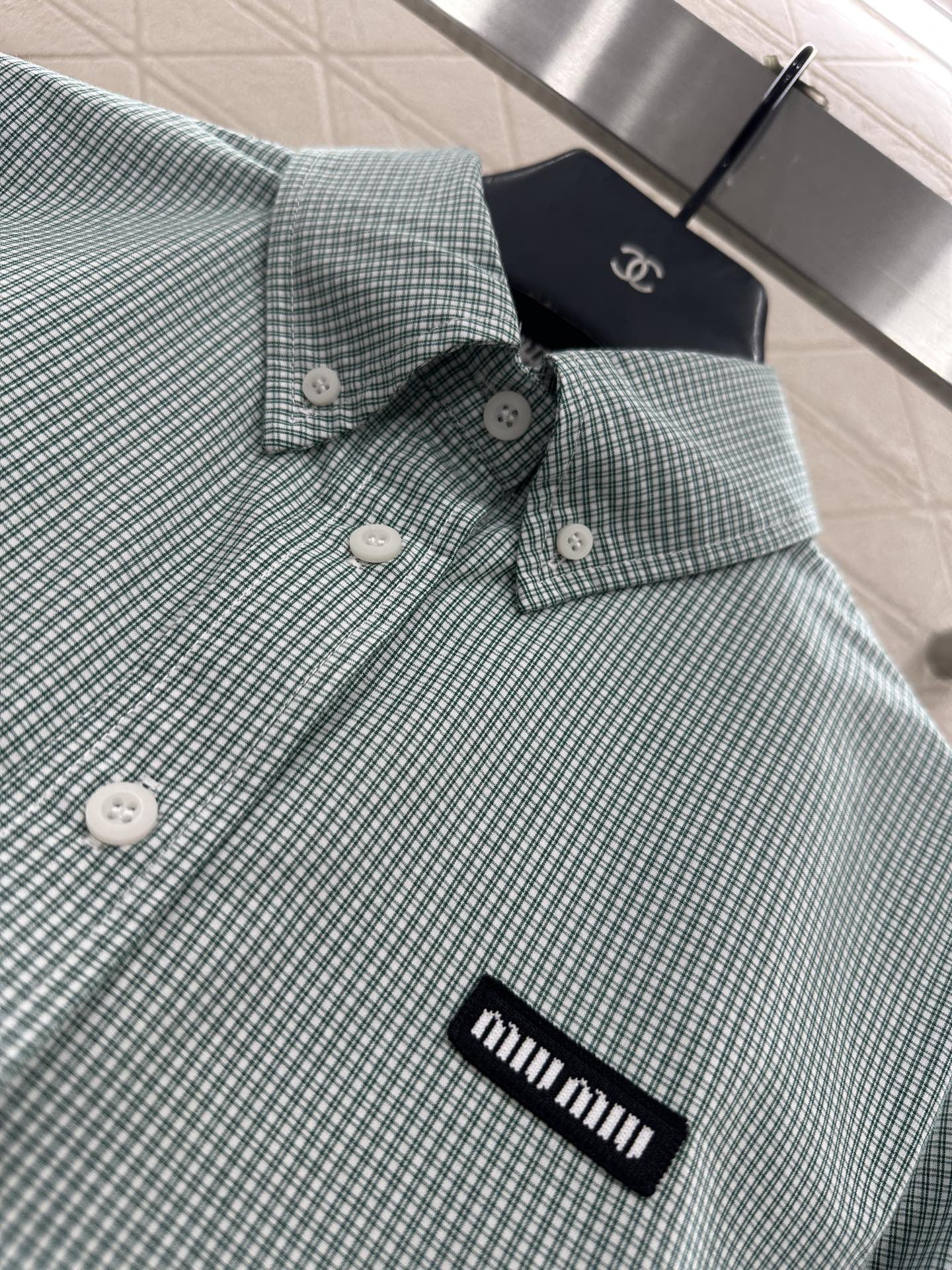 ♥Miumi*♥2025新品上架 常规格纹衬衣定制YB进口棉府绸材质，柔软亲肤，舒适不易皱，常规廓形衬衣