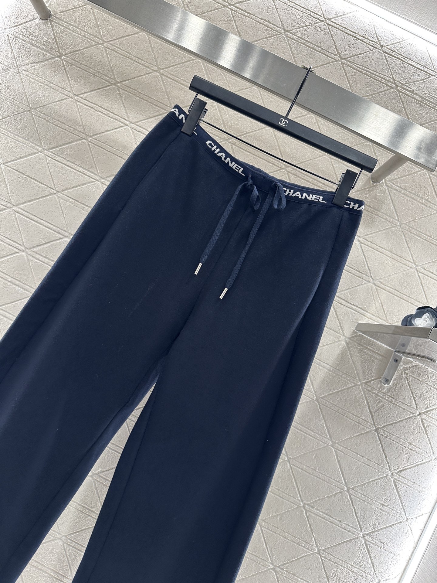 ♥Chane*♥2025新品上架 加绒织带阔腿弯刀长裤定制YB进口羊毛混纺材质，质感高级，加绒厚度，分量