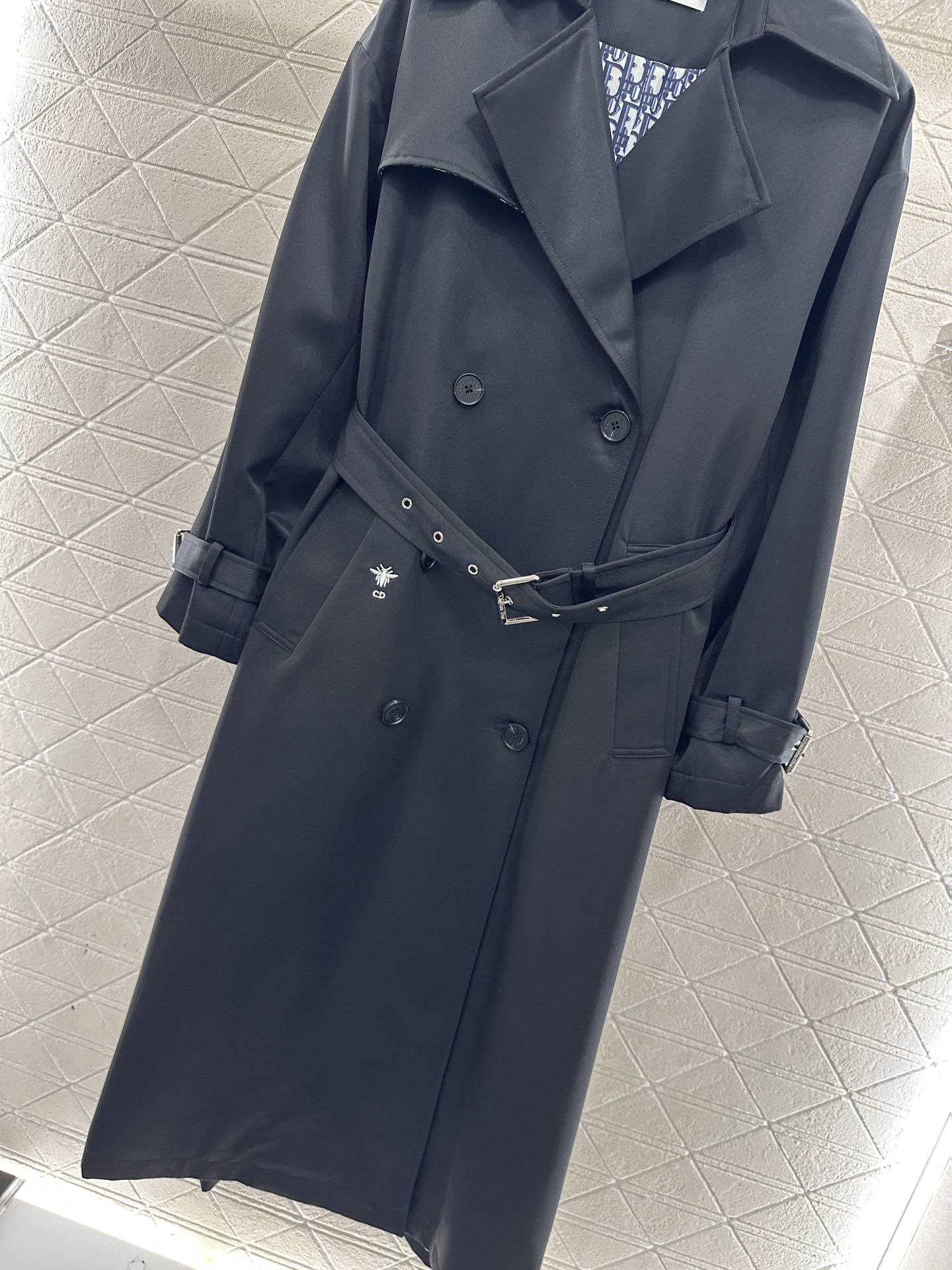 ♥Dio*♥2025新品上架 翻领双排扣长款风衣定制YB进口风衣材质，挺括有型，质感高级，翻领枪驳领长款