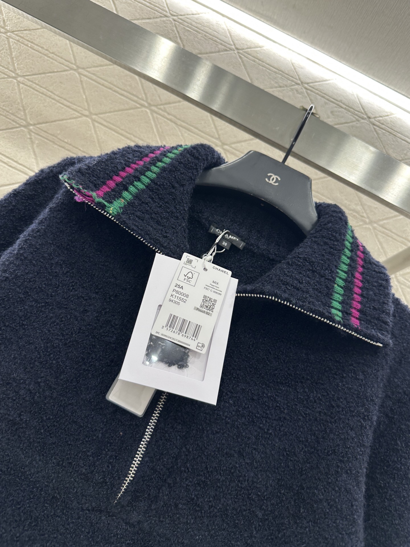 ♥Chane*♥2025新品上架 撞色条纹翻领针织上衣25coco滑雪🎿系列#定制YB羊绒纱线织造，工艺