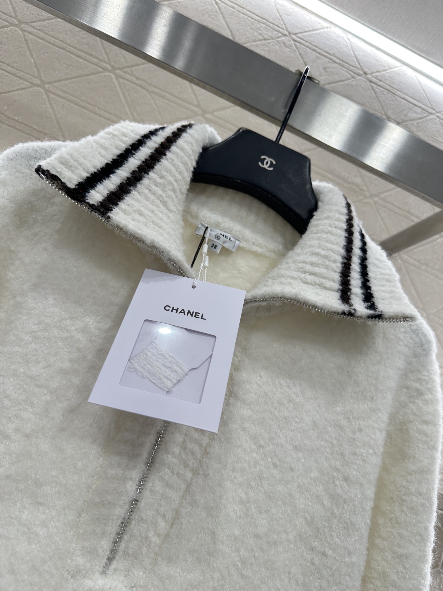 ♥Chane*♥2025新品上架 撞色条纹翻领针织上衣25coco滑雪🎿系列#定制YB羊绒纱线织造，工艺