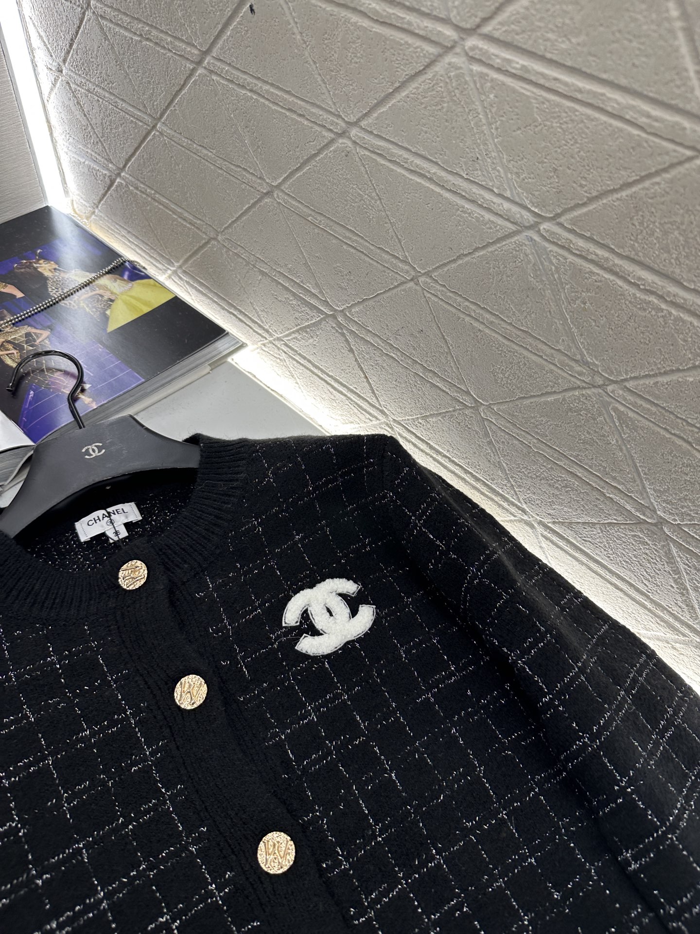 ♥Chane*♥2025新品上架 银丝格纹针织开衫定制YB羊毛纱线织造，质感细腻，舒适好穿，圆领针织开衫