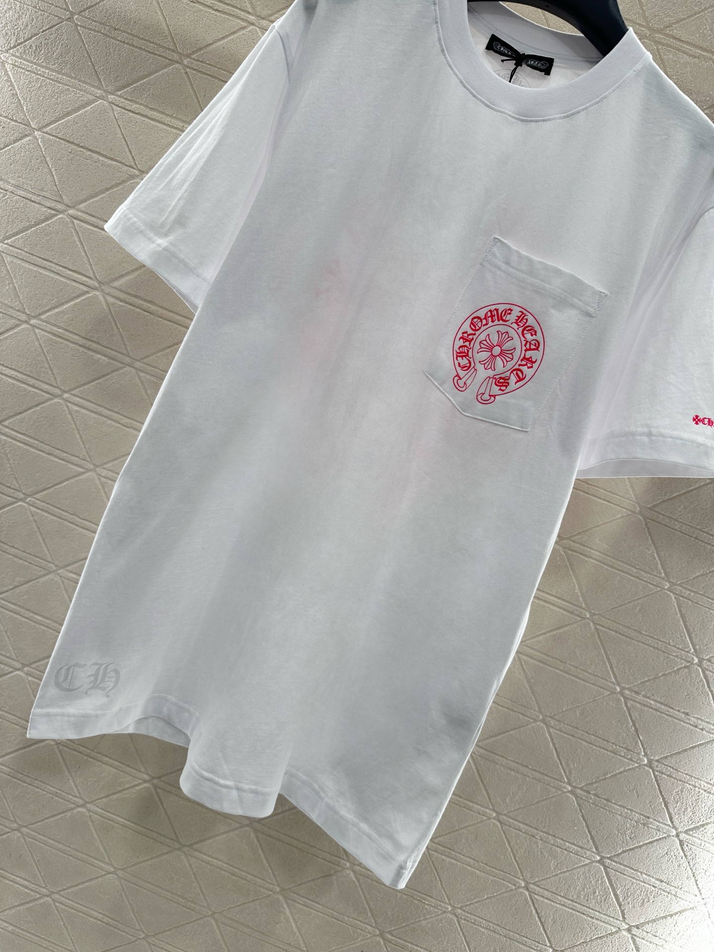 ♥Chrome hear*♥2025新品上架 字母印花短袖𝑇𝑒𝑒定制YB斜纹全棉材质，质感舒适，弹力十足