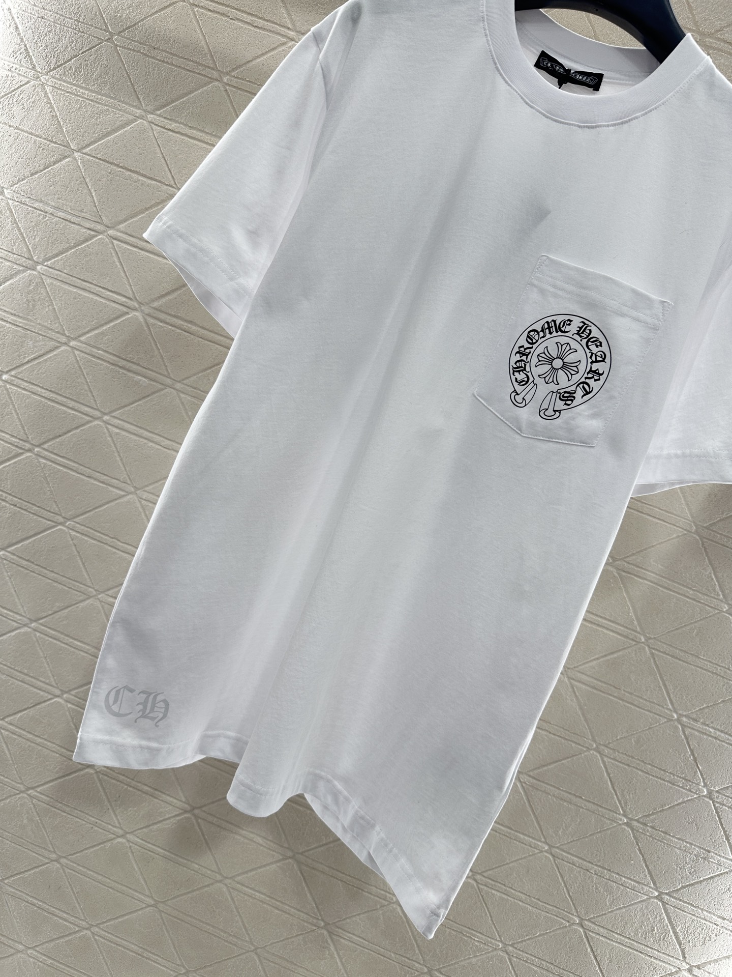 ♥Chrome hear*♥2025新品上架 字母印花短袖𝑇𝑒𝑒定制YB斜纹全棉材质，质感舒适，弹力十足