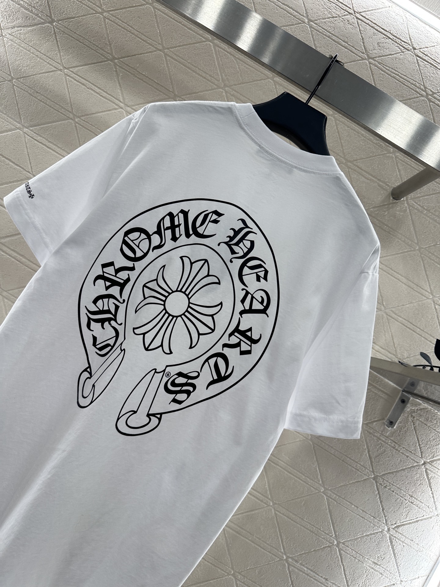 ♥Chrome hear*♥2025新品上架 字母印花短袖𝑇𝑒𝑒定制YB斜纹全棉材质，质感舒适，弹力十足