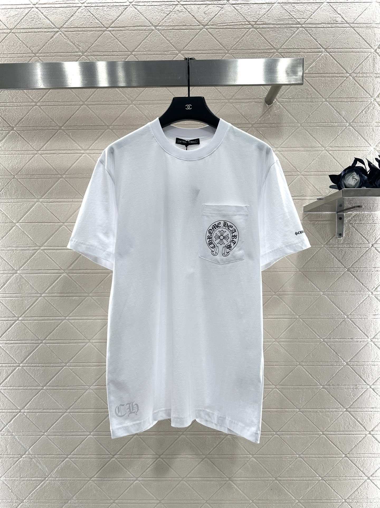 ♥Chrome hear*♥2025新品上架 字母印花短袖𝑇𝑒𝑒定制YB斜纹全棉材质，质感舒适，弹力十足