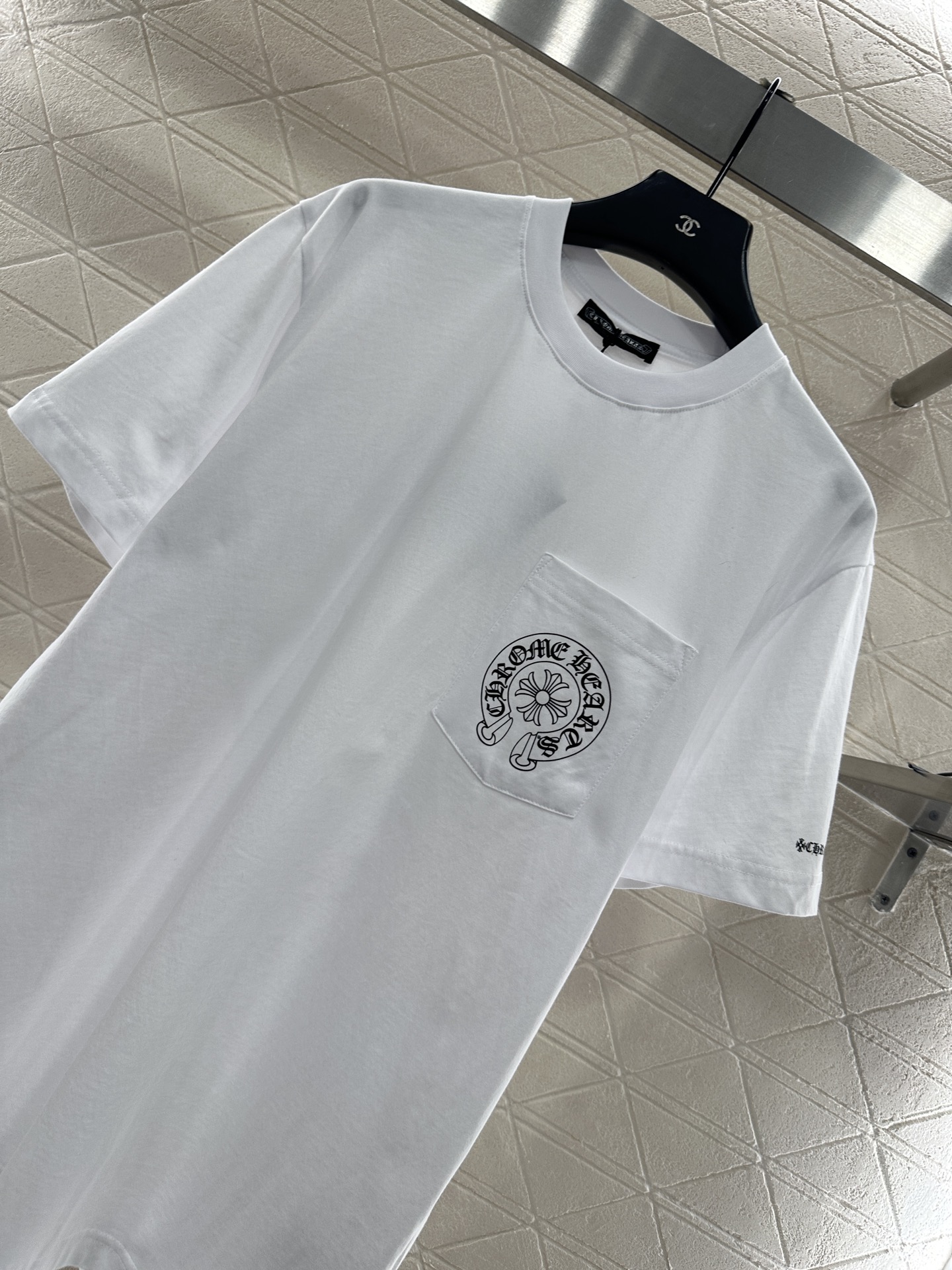 ♥Chrome hear*♥2025新品上架 字母印花短袖𝑇𝑒𝑒定制YB斜纹全棉材质，质感舒适，弹力十足