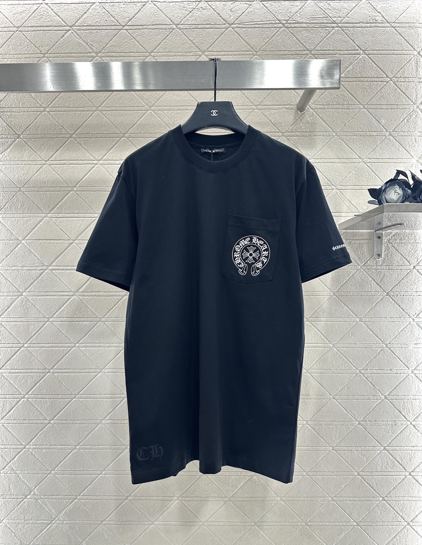 ♥Chrome hear*♥2025新品上架 字母印花短袖𝑇𝑒𝑒定制YB斜纹全棉材质，质感舒适，弹力十足