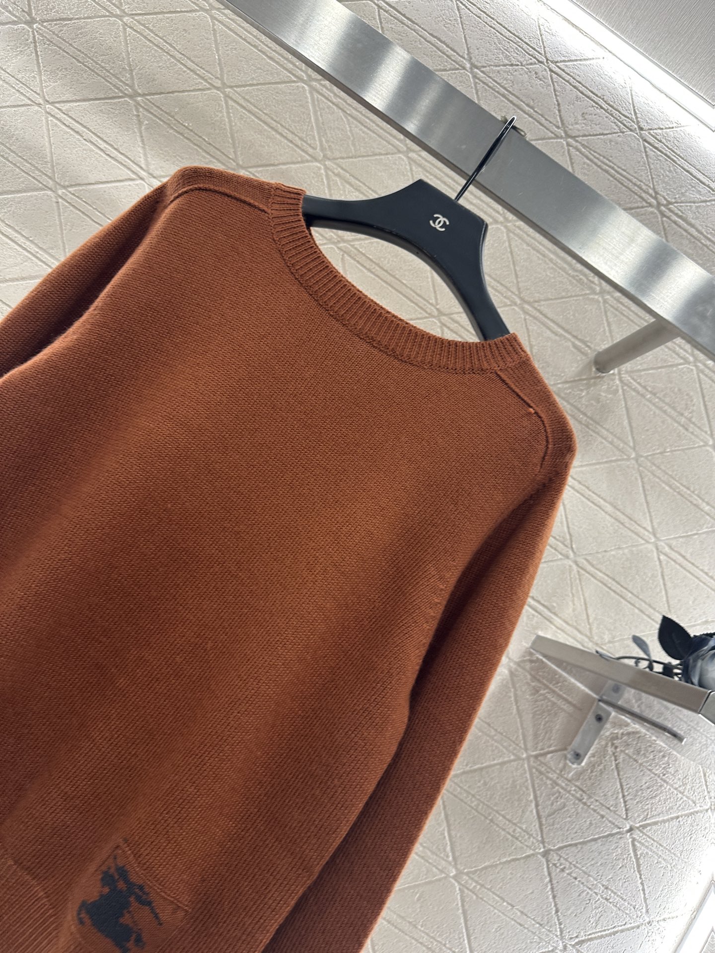 ♥BBR*♥2025新品上架 套头战马针织长袖定制YB羊毛纱线织造，质感高级，舒适柔软，圆领套头毛衣剪裁