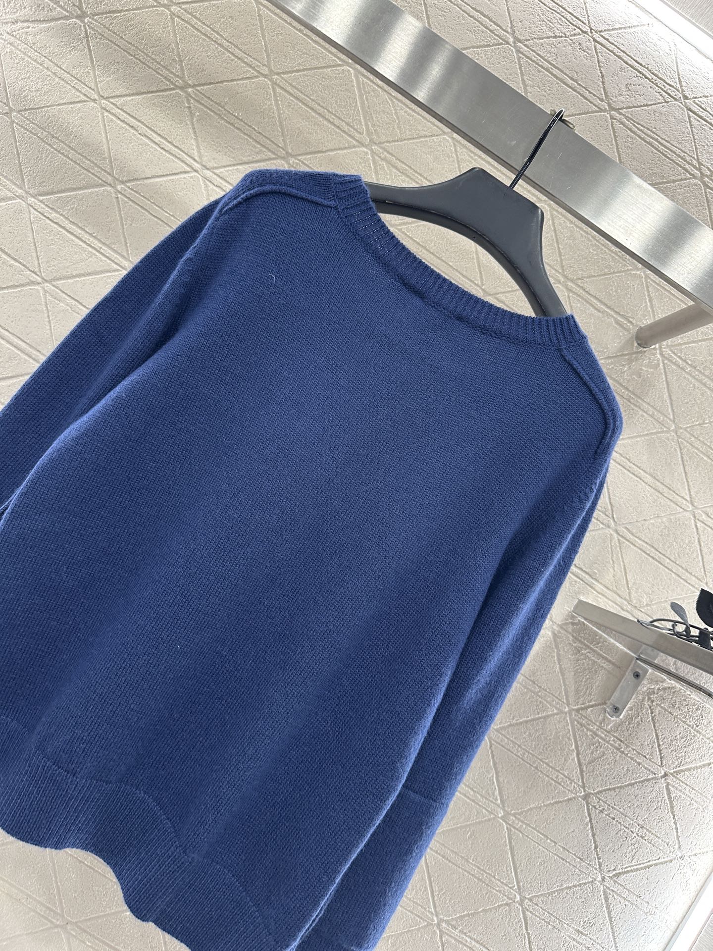 ♥BBR*♥2025新品上架 套头战马针织长袖定制YB羊毛纱线织造，质感高级，舒适柔软，圆领套头毛衣剪裁