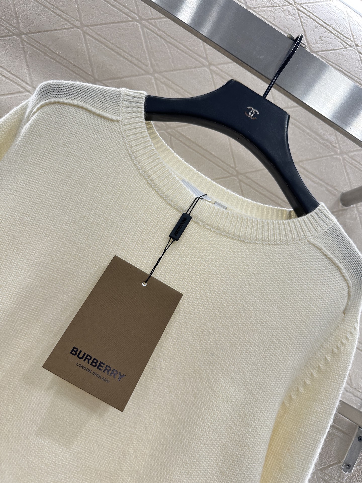 ♥BBR*♥2025新品上架 套头战马针织长袖定制YB羊毛纱线织造，质感高级，舒适柔软，圆领套头毛衣剪裁