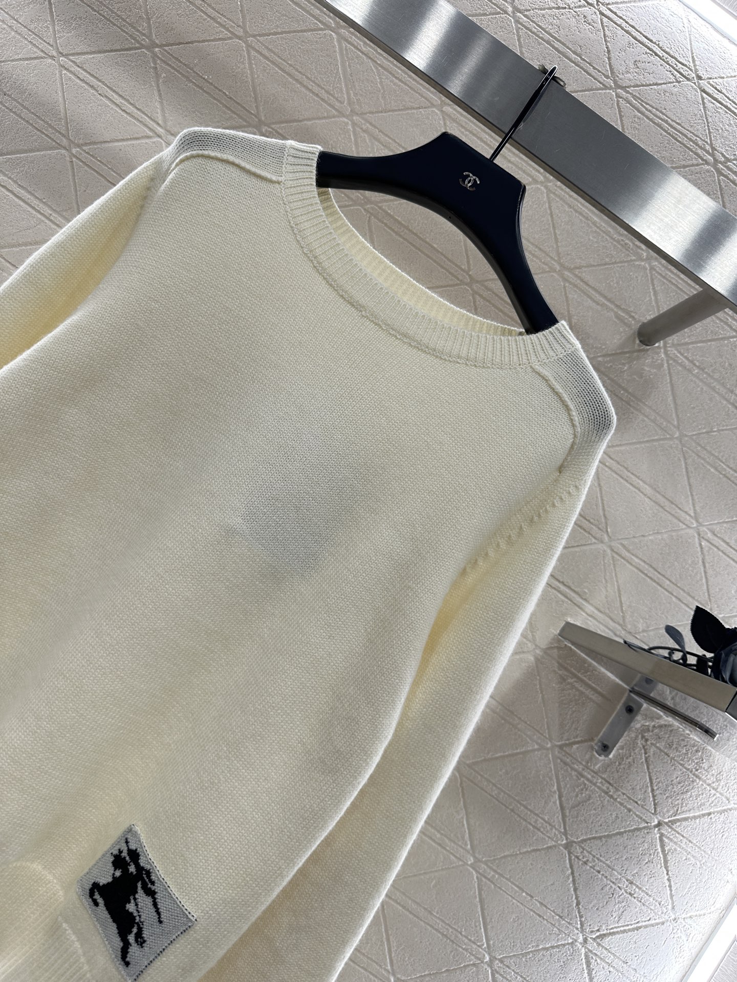 ♥BBR*♥2025新品上架 套头战马针织长袖定制YB羊毛纱线织造，质感高级，舒适柔软，圆领套头毛衣剪裁