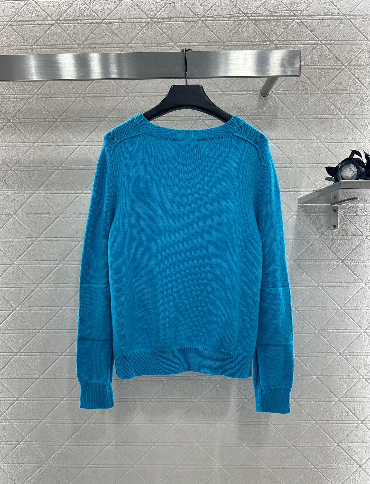 ♥BBR*♥2025新品上架 套头战马针织长袖定制YB羊毛纱线织造，质感高级，舒适柔软，圆领套头毛衣剪裁