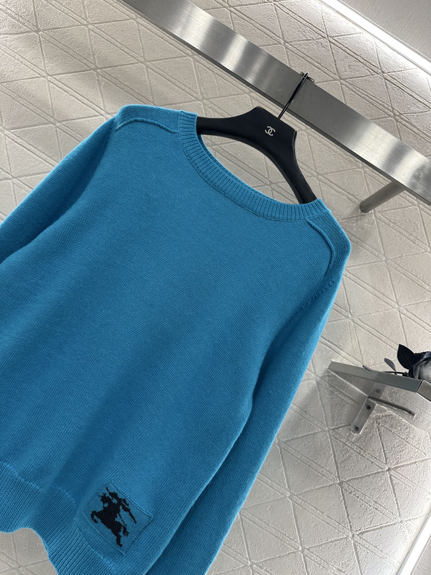 ♥BBR*♥2025新品上架 套头战马针织长袖定制YB羊毛纱线织造，质感高级，舒适柔软，圆领套头毛衣剪裁