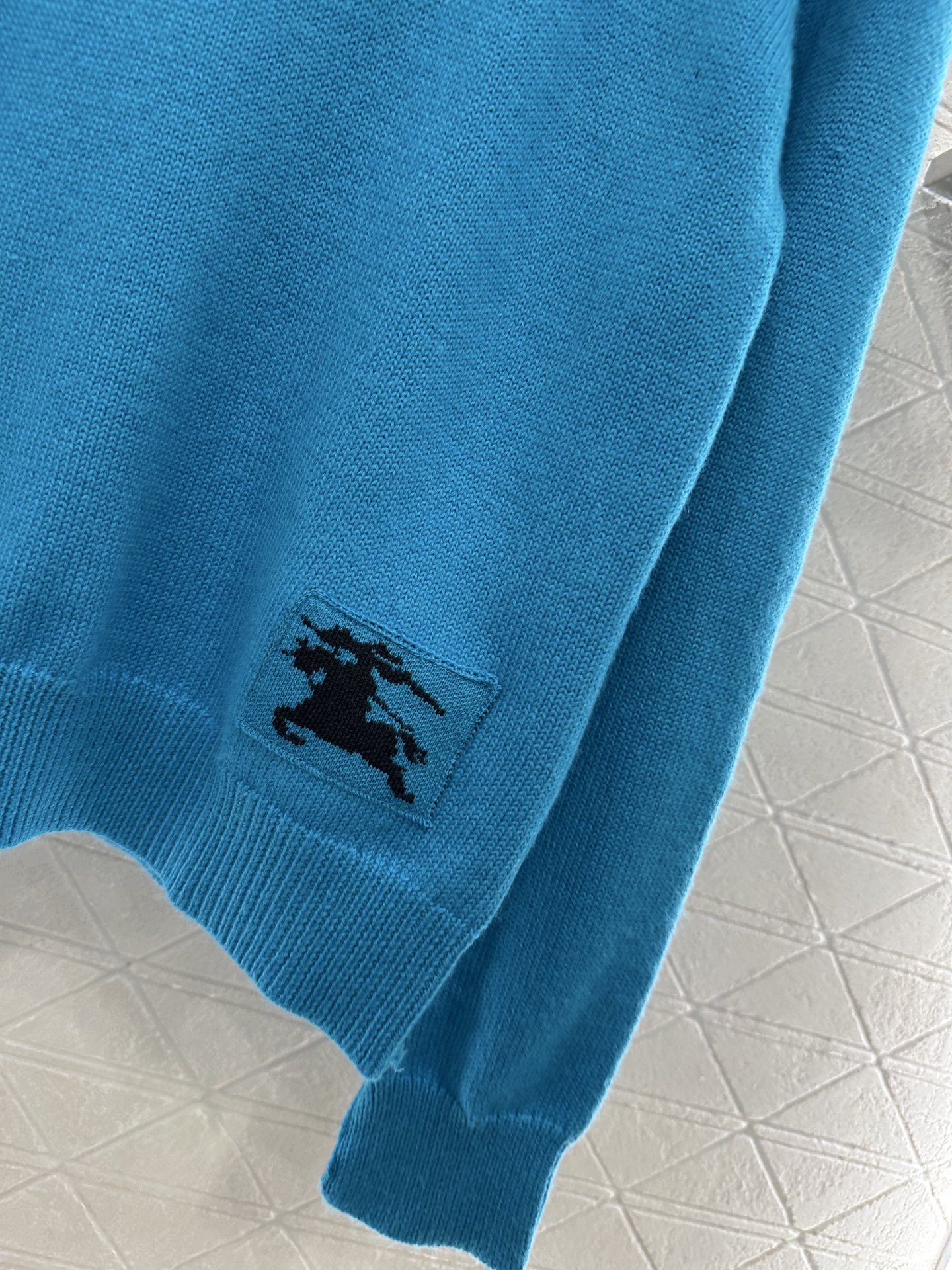 ♥BBR*♥2025新品上架 套头战马针织长袖定制YB羊毛纱线织造，质感高级，舒适柔软，圆领套头毛衣剪裁