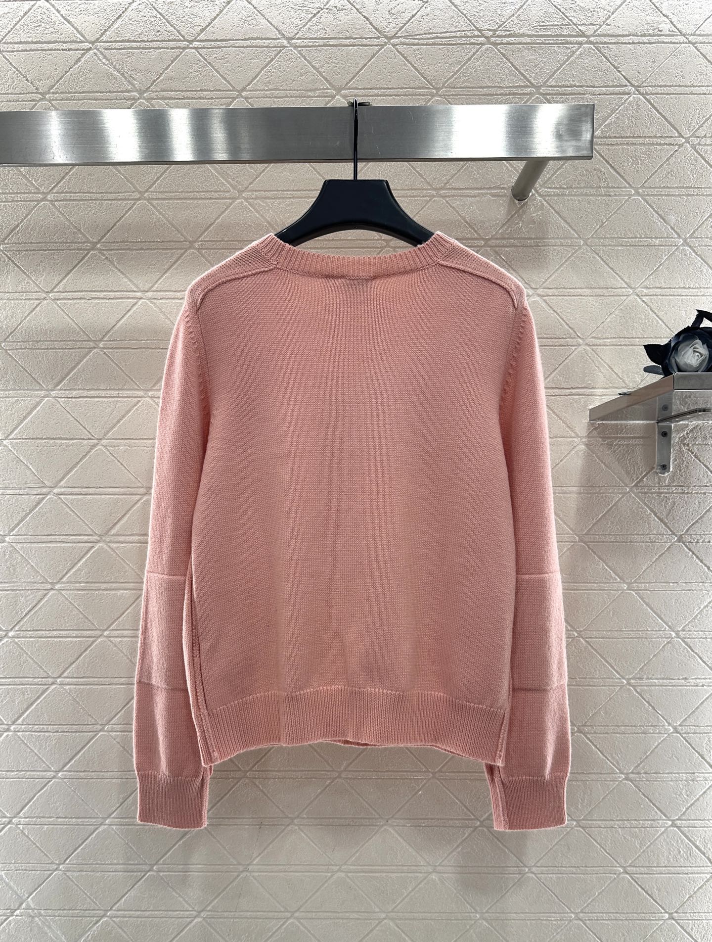 ♥BBR*♥2025新品上架 套头战马针织长袖定制YB羊毛纱线织造，质感高级，舒适柔软，圆领套头毛衣剪裁