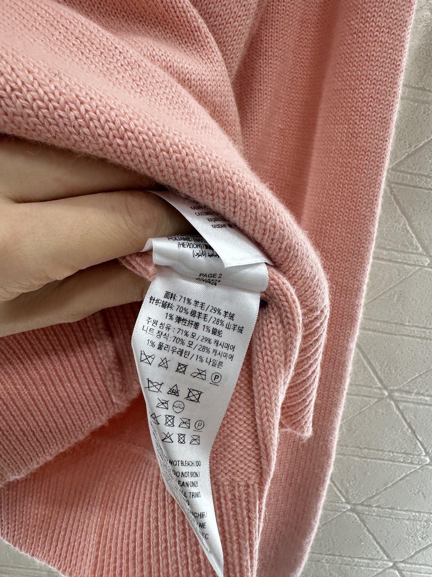 ♥BBR*♥2025新品上架 套头战马针织长袖定制YB羊毛纱线织造，质感高级，舒适柔软，圆领套头毛衣剪裁