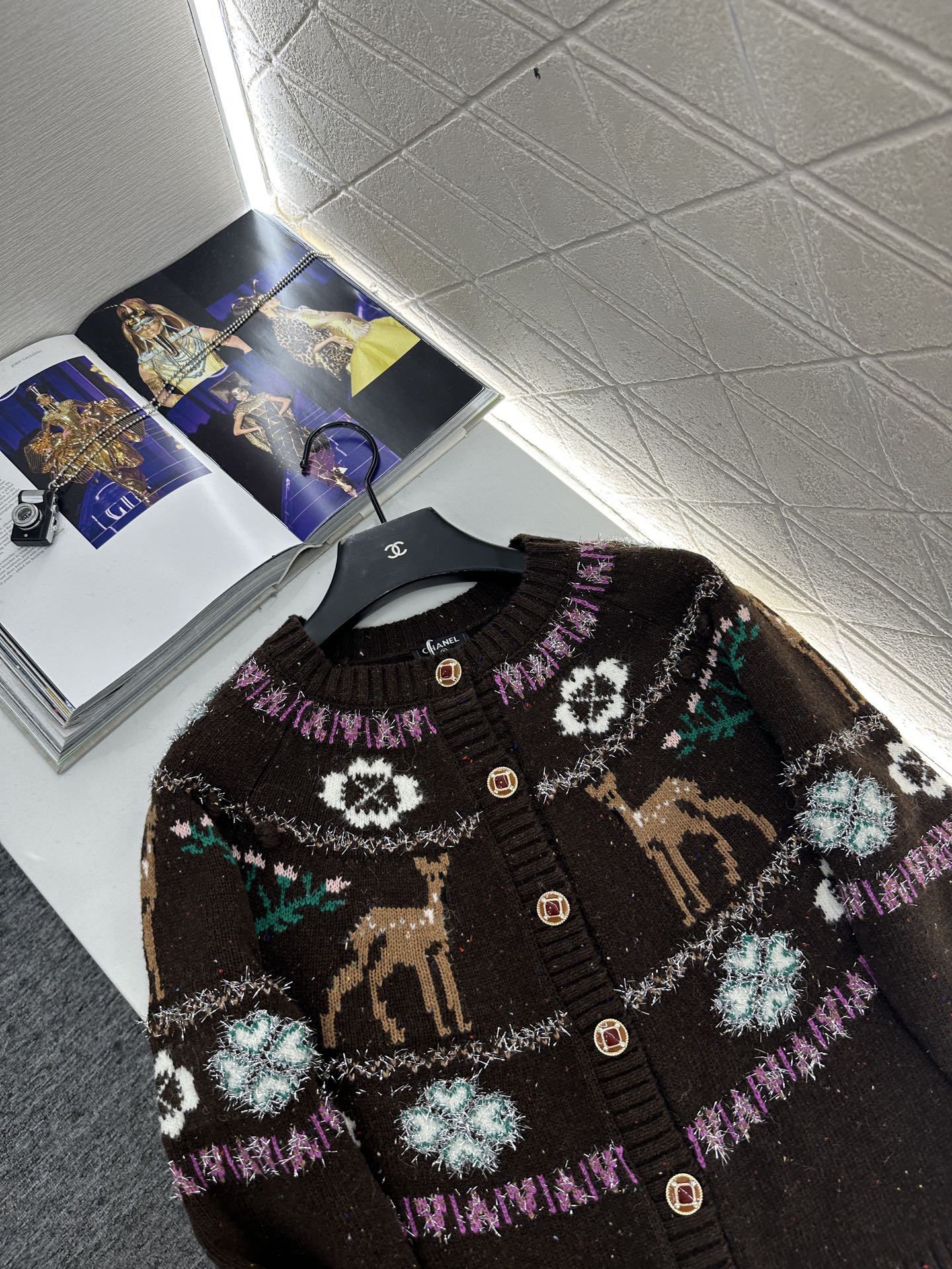 ♥Chane*♥2025新品上架 重工钩花圆领针织开衫25coco圣诞🧑‍🎄滑雪🎿系列#定制YB羊绒针织