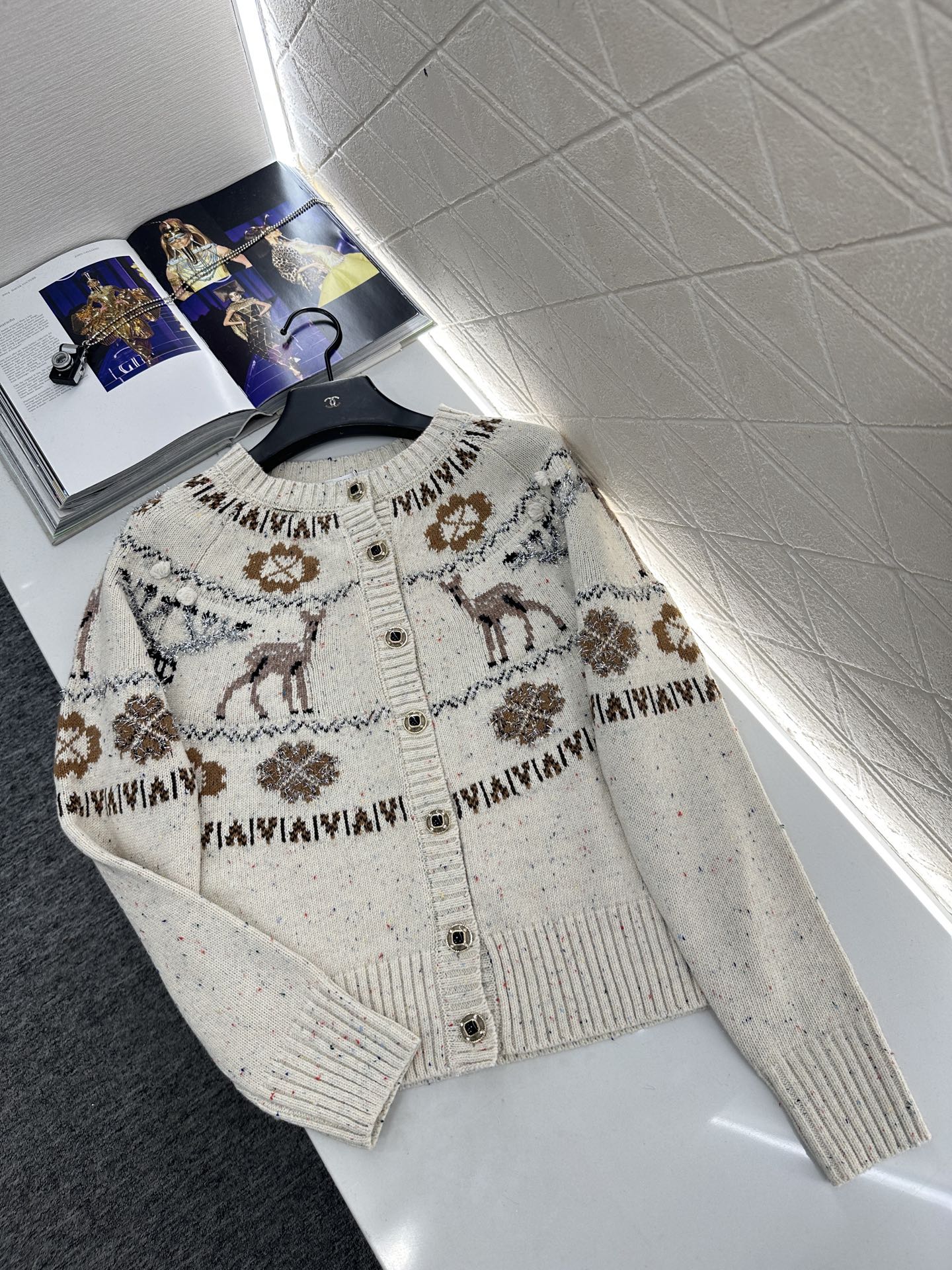 ♥Chane*♥2025新品上架 重工钩花圆领针织开衫25coco圣诞🧑‍🎄滑雪🎿系列#定制YB羊绒针织