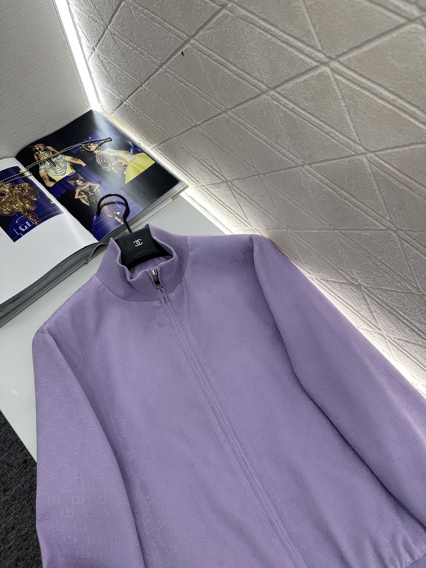 ♥Gucc*♥2025新品上架 提花夹克外套长裤套装定制YB进口提花材质，质感高级，舒适有型，夹克式拉链